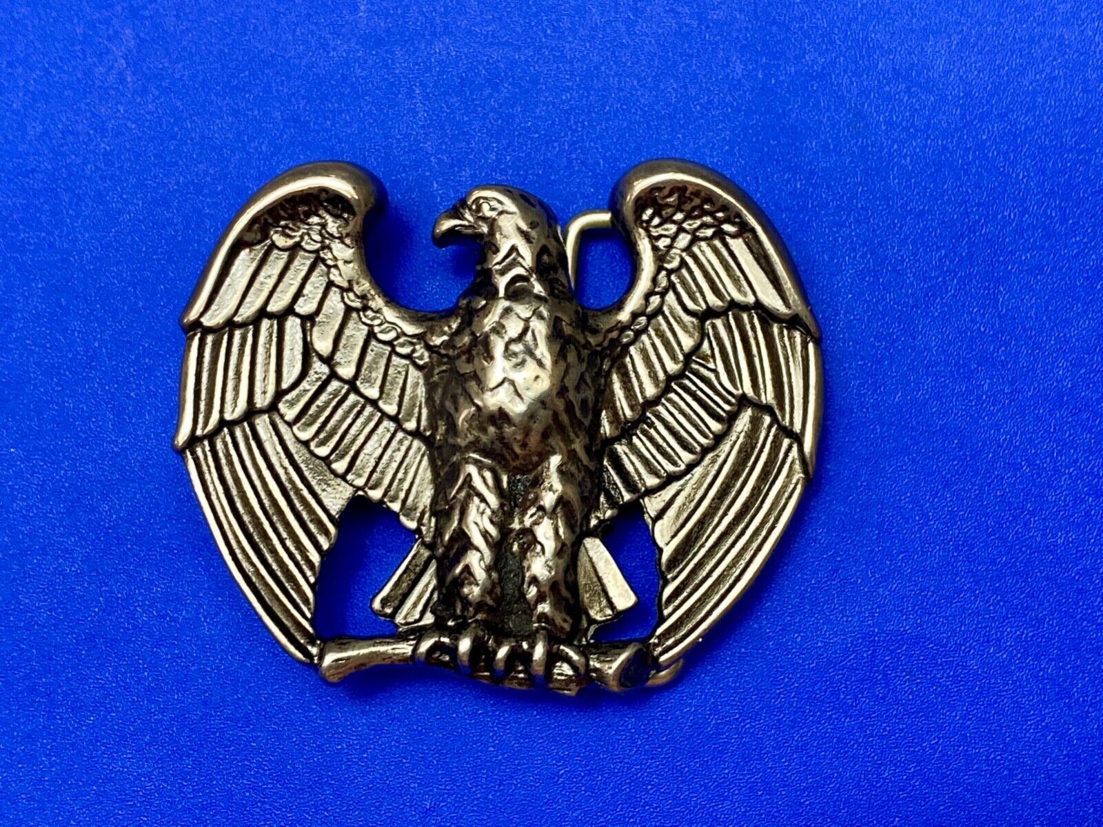 Vintage Avon Majestic Patriotic American Eagle Wings Spread Metal Belt Buckle