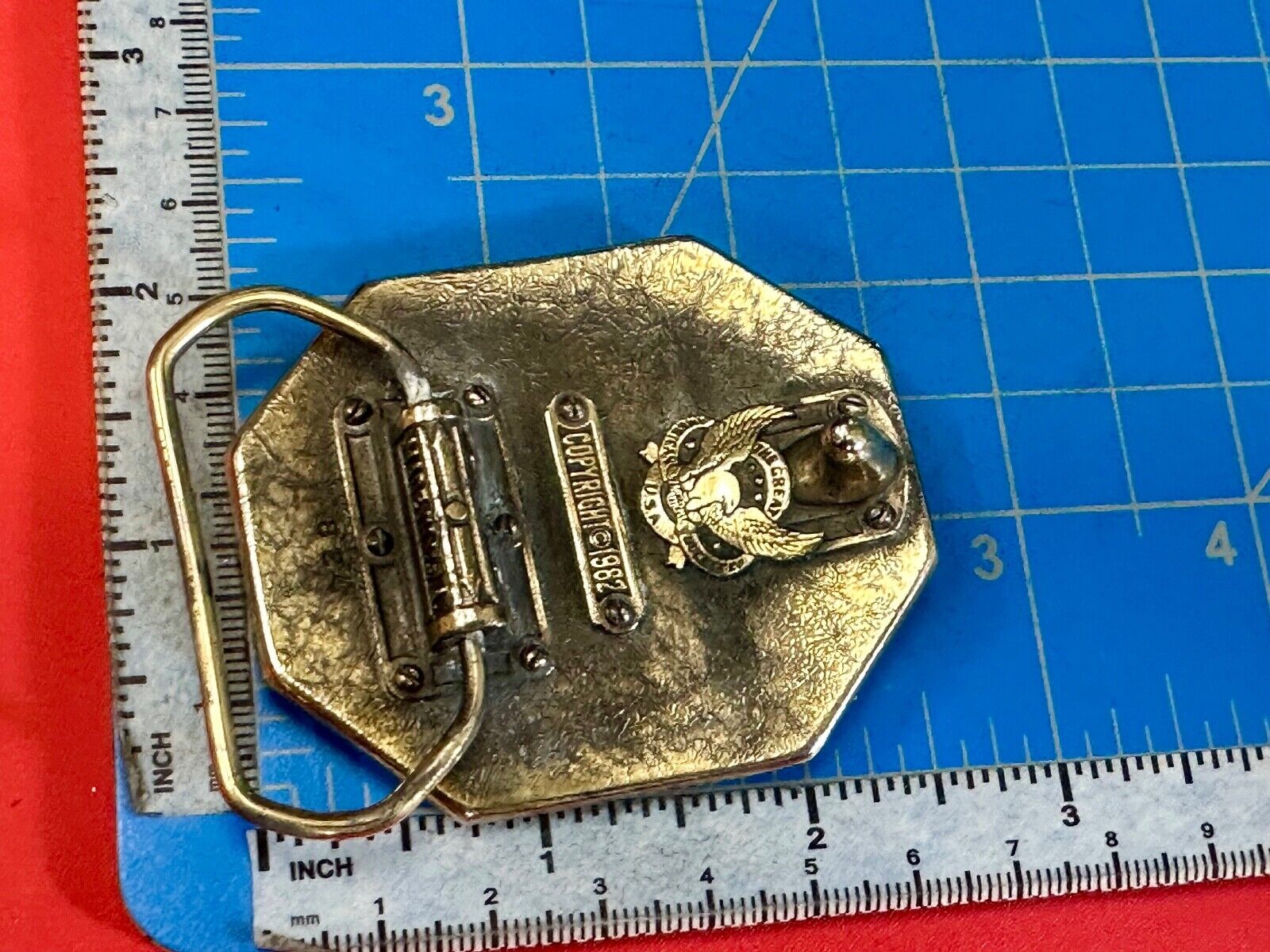 Vietnam Cross of Gallantry award 1962 - 1975 The Great American belt buckle Co