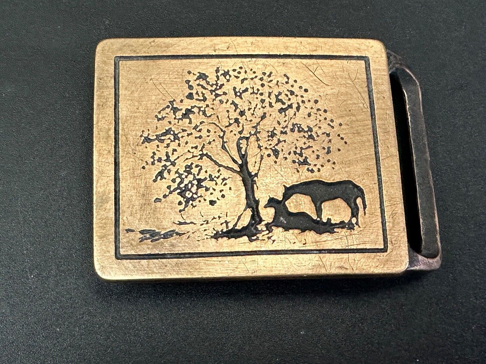TWO HORSES - under tree  TECH-ETHER GUILD ART Hippy  solid brass belt buckle