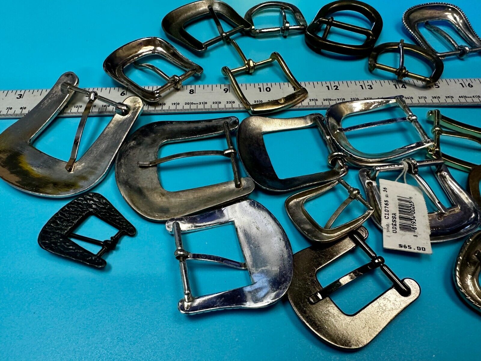 20 Vintage & Modern Ranger Style Belt buckles -  Lot, Grab Bag - Resale Gifts!