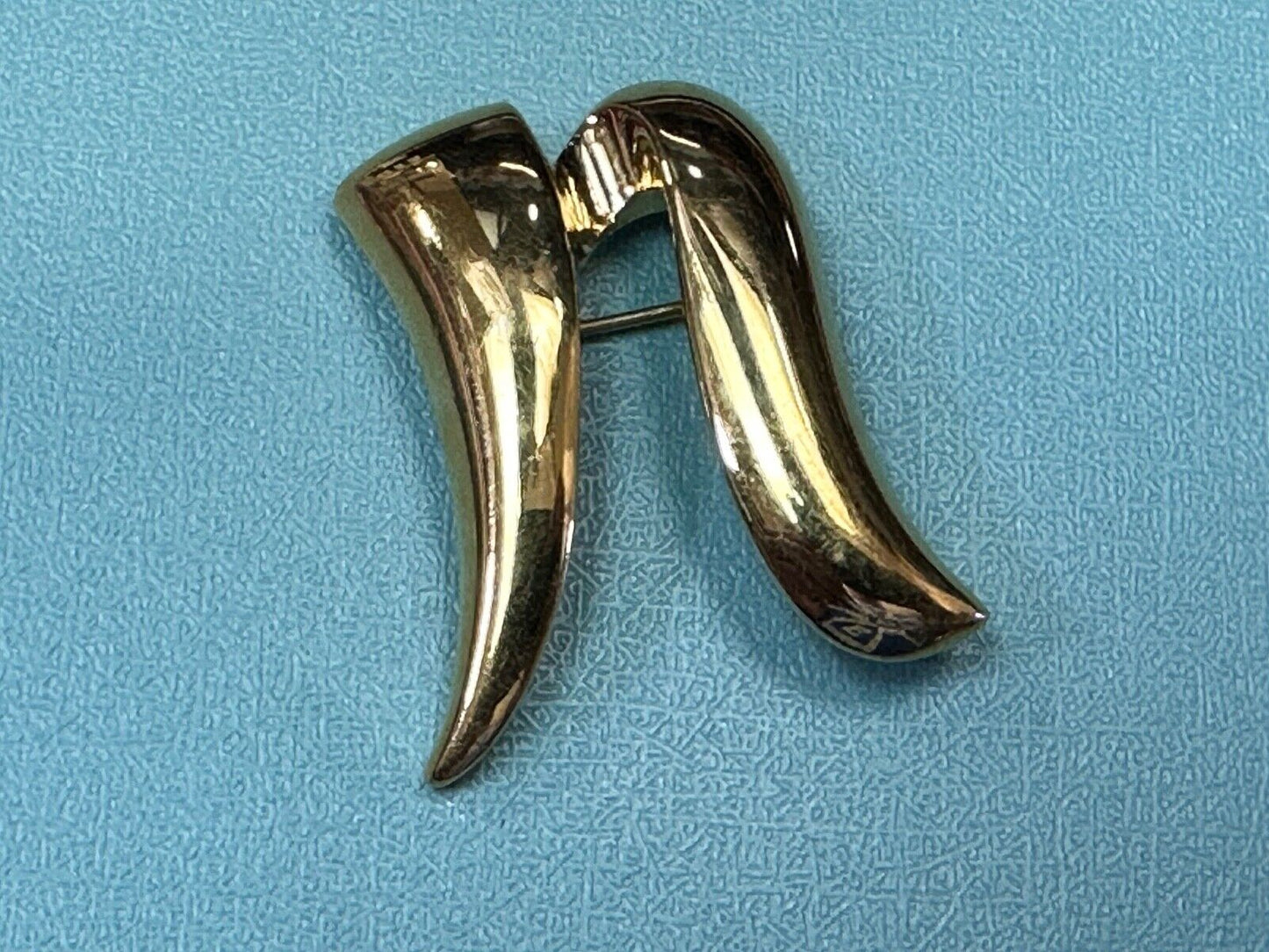 Abstract vintage Monet signed gold tone brooch pin