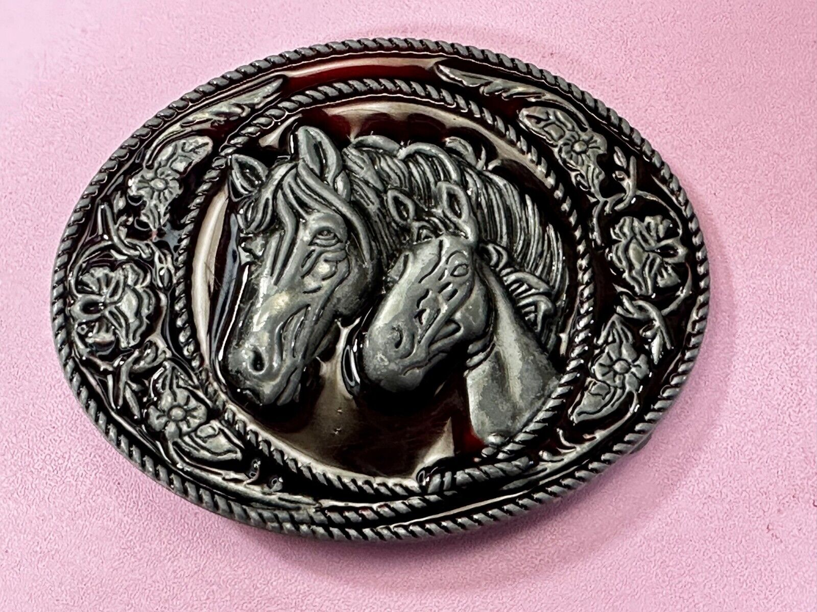 Two Horse Head's Red Color Enameled Western Cowboy's Belt Buckle