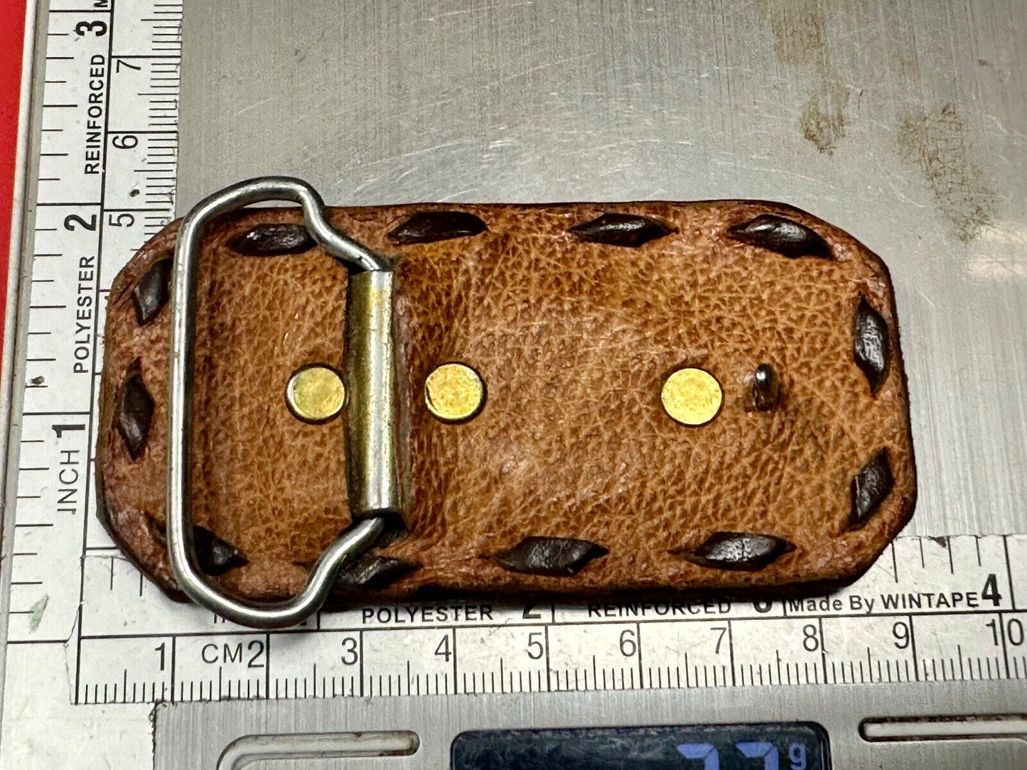 Vintage leaf pattern on stitched multi layer leather rectangular belt buckle