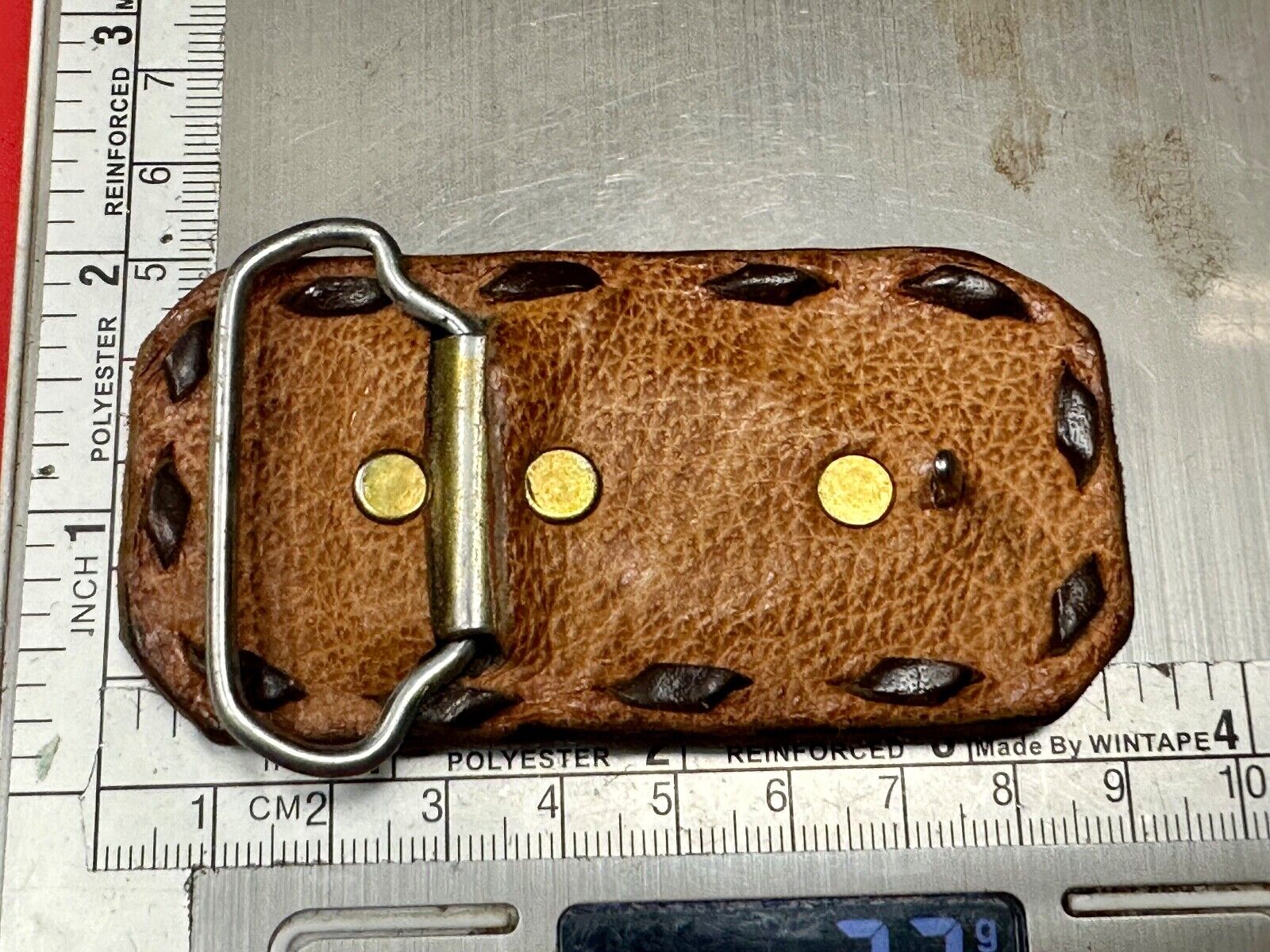Vintage leaf pattern on stitched multi layer leather rectangular belt buckle