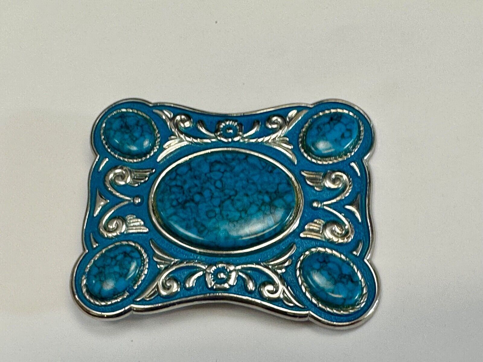 Turquoise Colored Cabochon Stones on Silver Tone Southwestern belt buckle