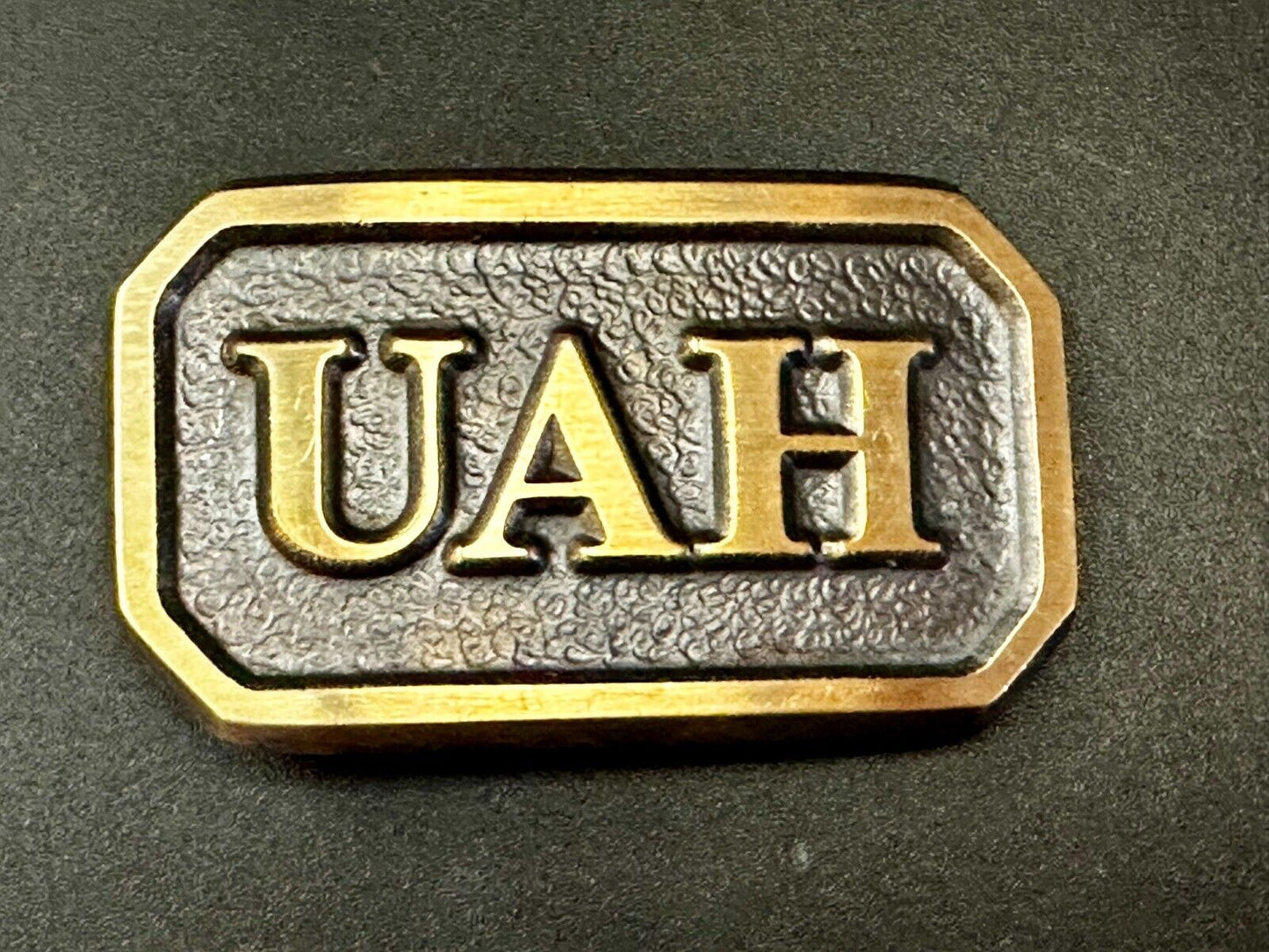 UAH University of Alabama in Huntsville?  Alumni Commemorative Belt Buckle
