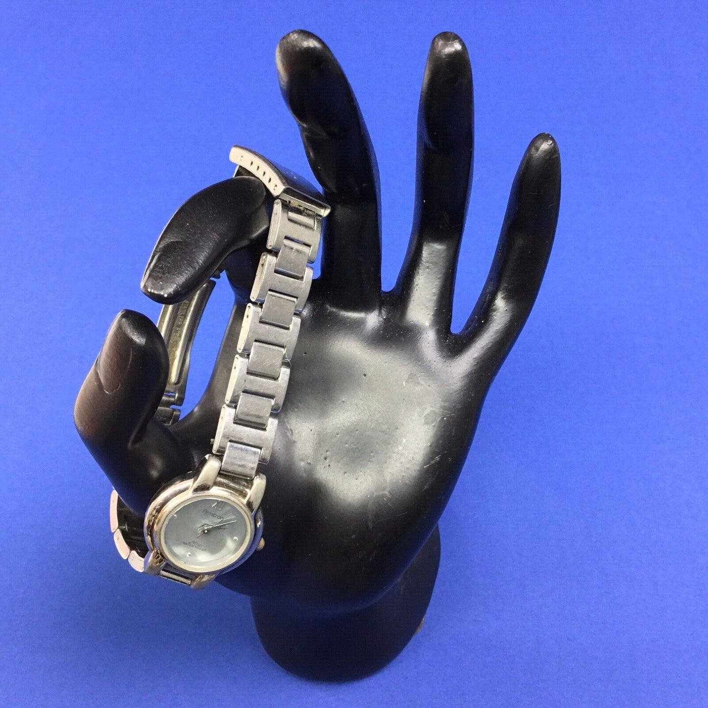 Armitron NOW Silver tone Comes Ladies Round Dress Watch   - Working Well