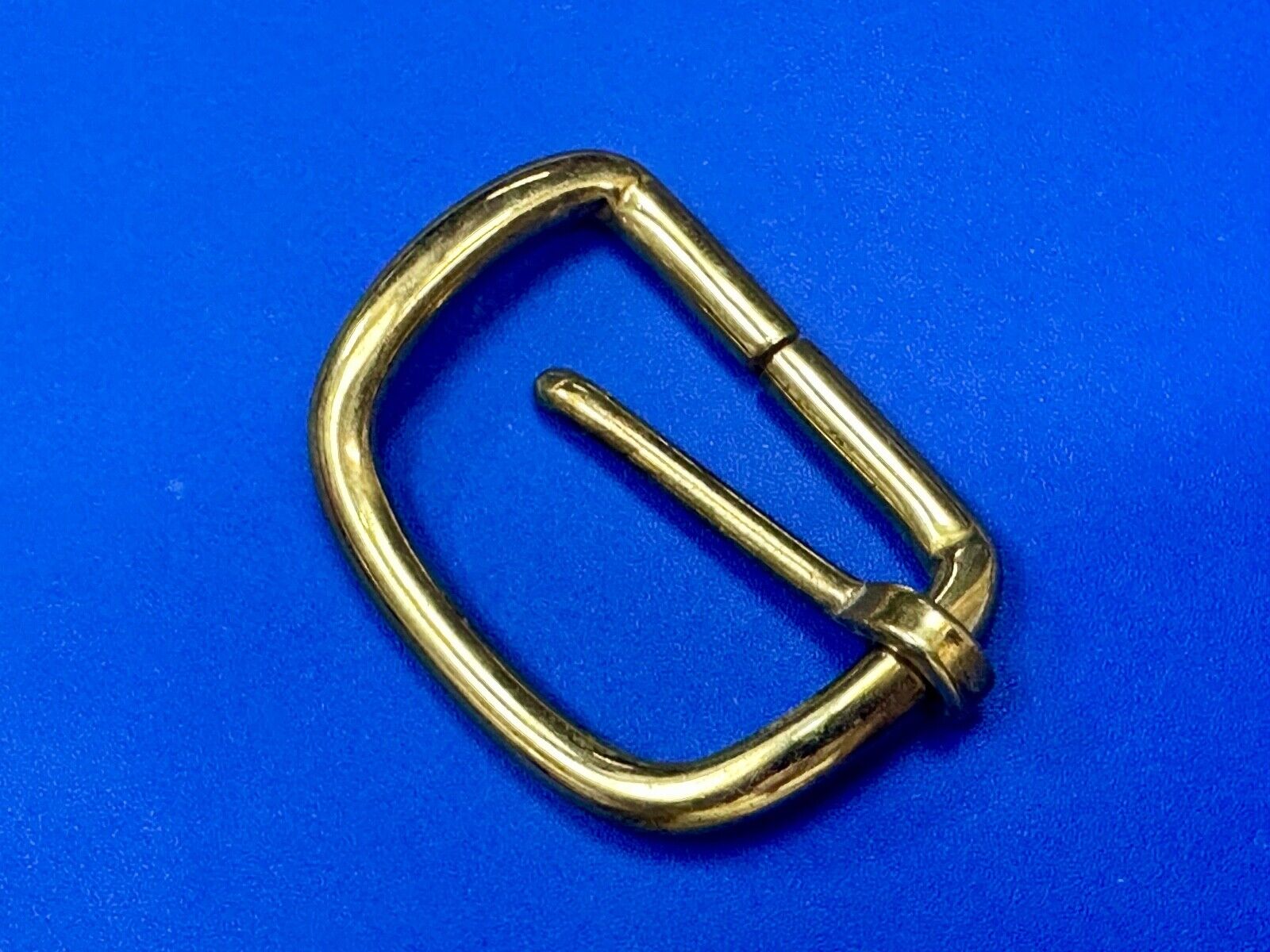 Vintage curved rectangle replacement belt buckle marked W