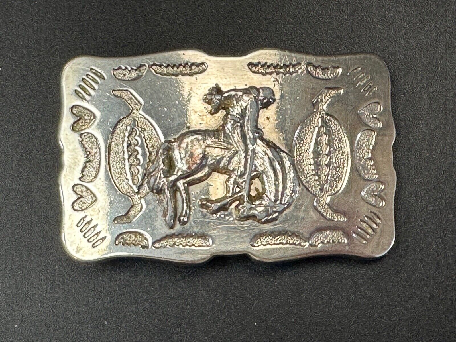 Vintage Cowboy Tipping Hat Head down Saddle Bronc western belt buckle