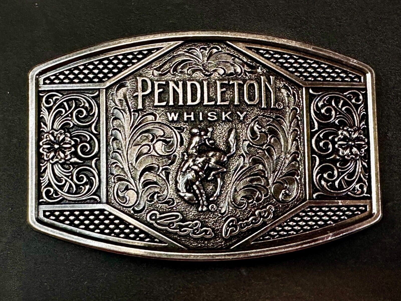2022 Pendleton Whiskey Let'er Buck Rodeo Cowboy Montana Silversmiths Belt Buckle