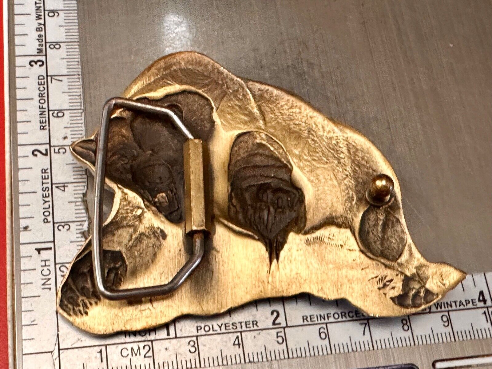Attacking Grizzly BEAR - Paw reaching out 3D figural belt buckle