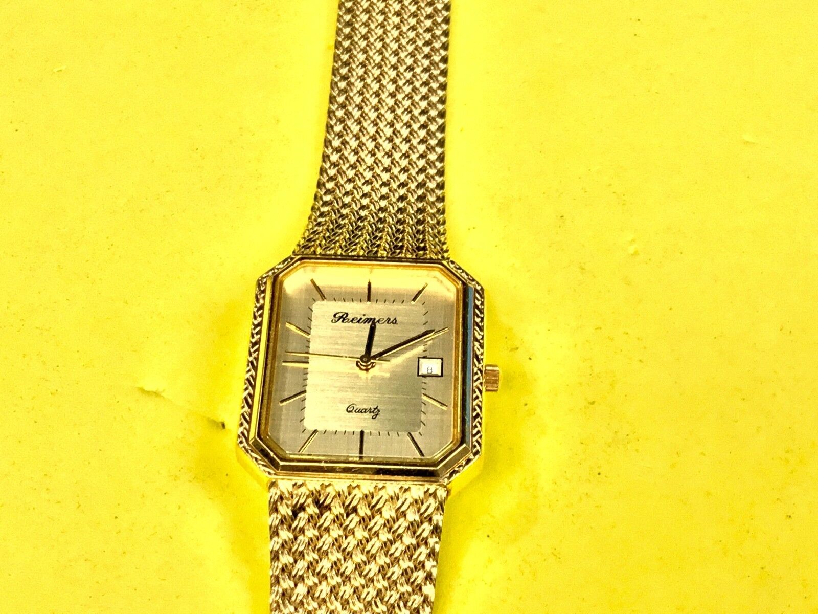 556 112R roamers quartz ladies watch with date Swiss parts Working well!  