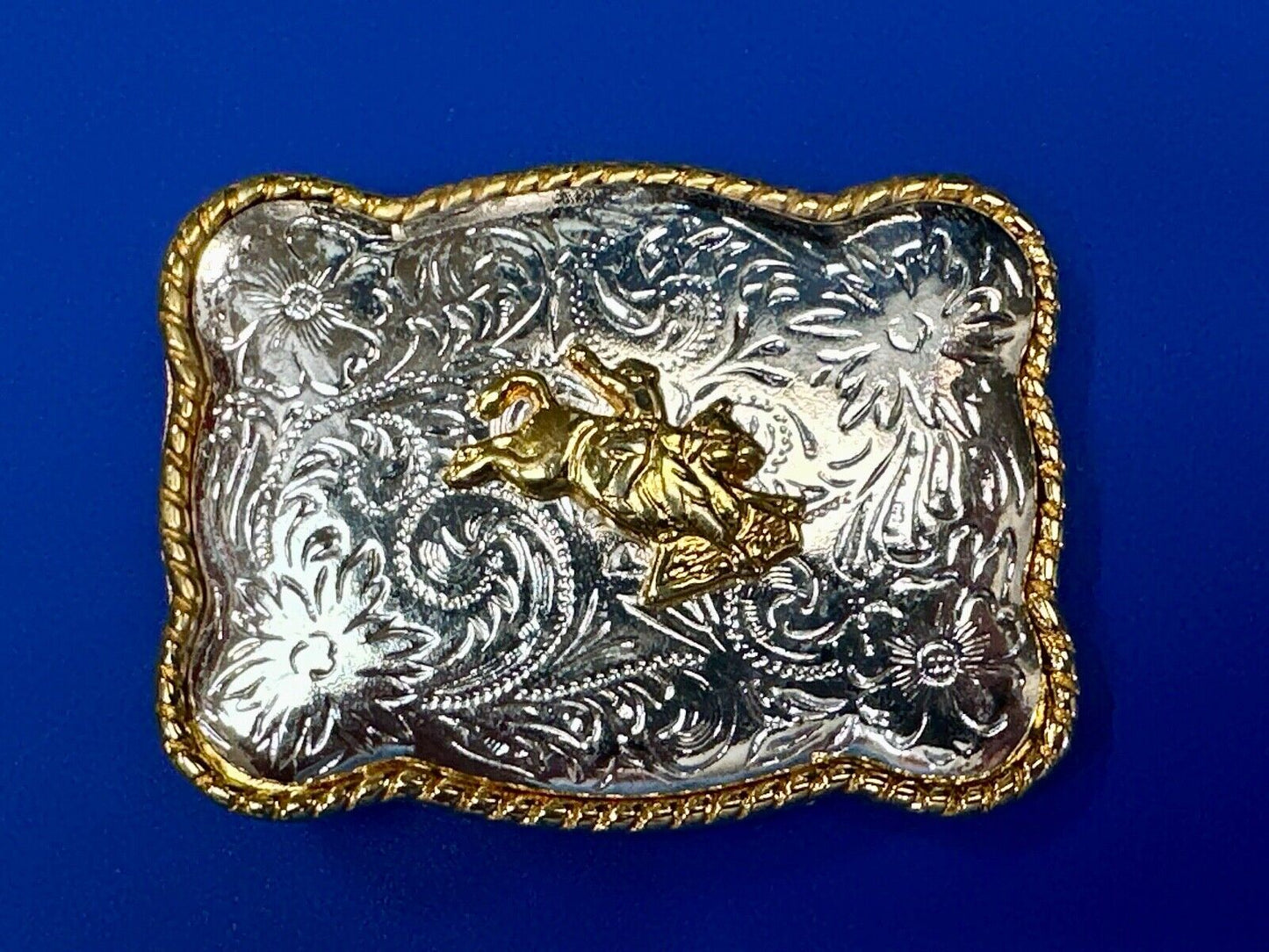 vintage Ivan Western two tone rodeo cowboys belt buckle
