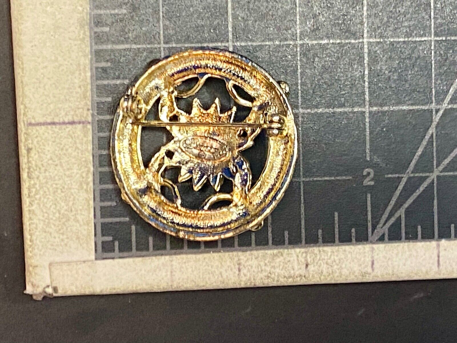 Vintage Danecraft Brooch Pin Round Circular Flower Or Sun W/ Moonstone? Berries
