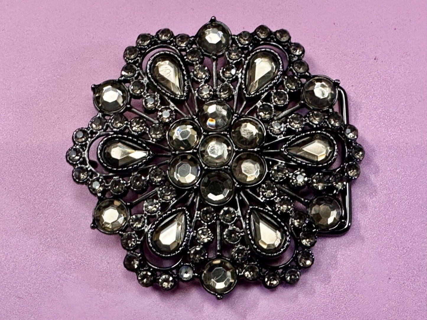 Victorian Style Clear Rhinestone Flower Burst Vintage Silver Tone Belt Buckle