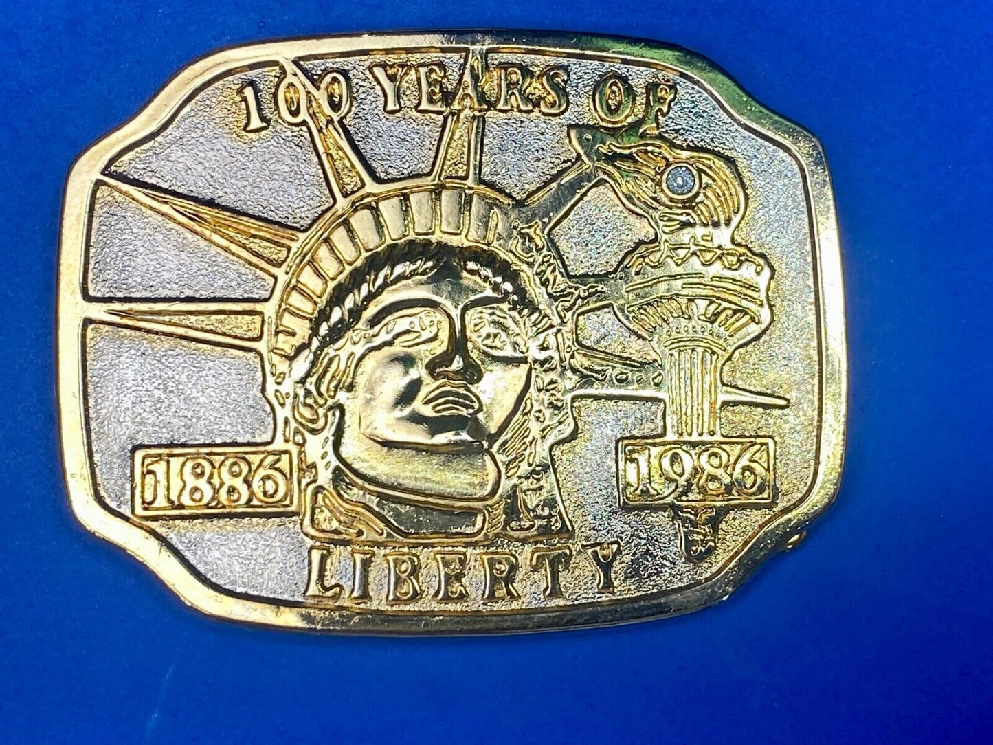  100 Years Of Liberty 1986 Belt Buckle Gold And Silver Color Lady Statue Torch 