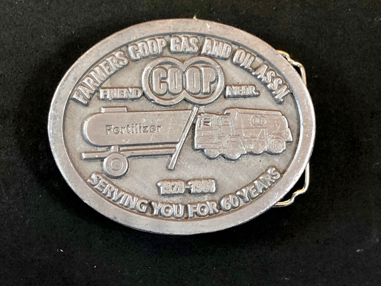  VINTAGE 1980's  **FARMERS COOP GAS & OIL ASSN. 60 YEARS** OILFIELD BUCKLE