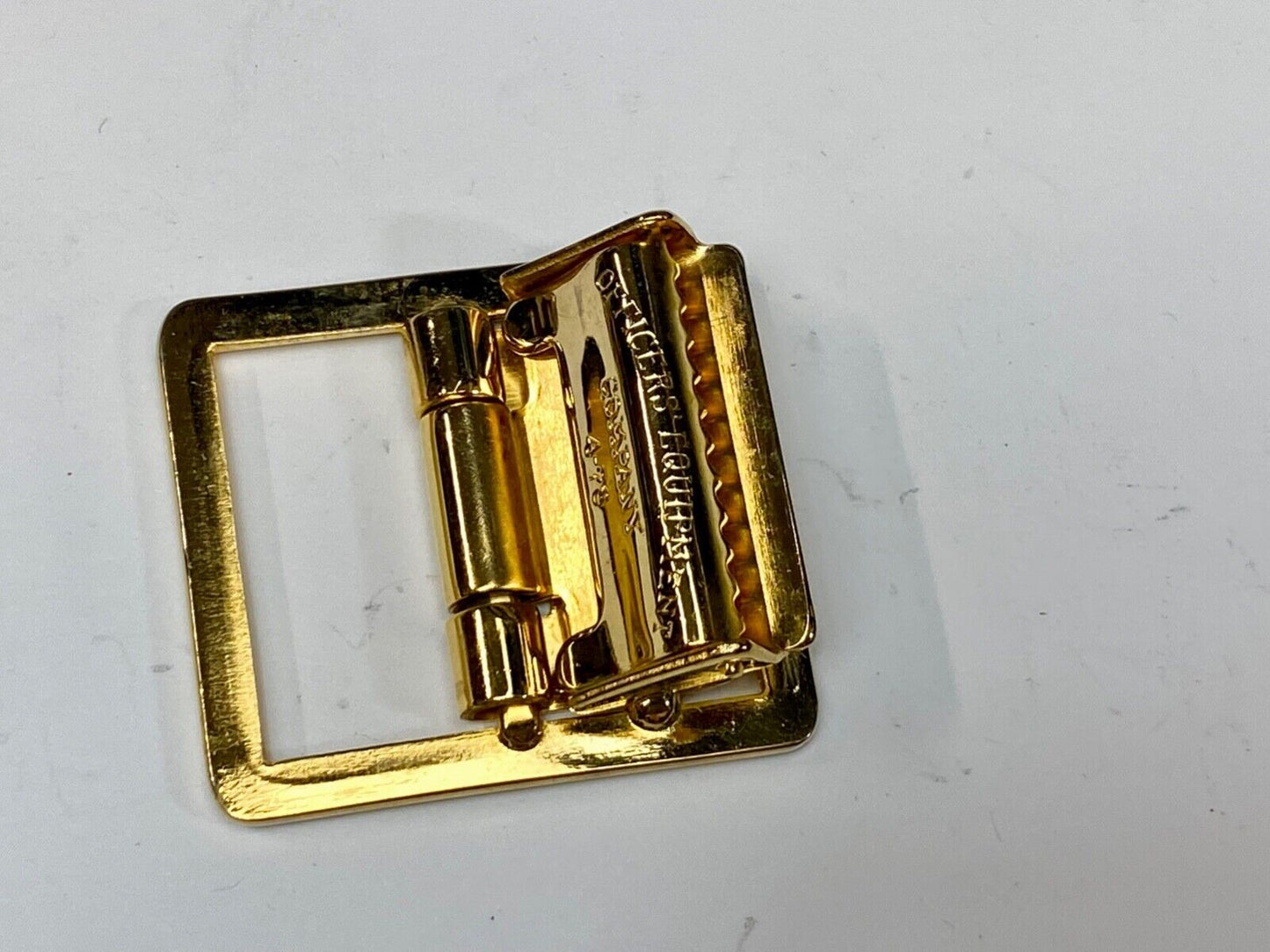 Vintage 4-76 Officers Equipment Company belt buckle