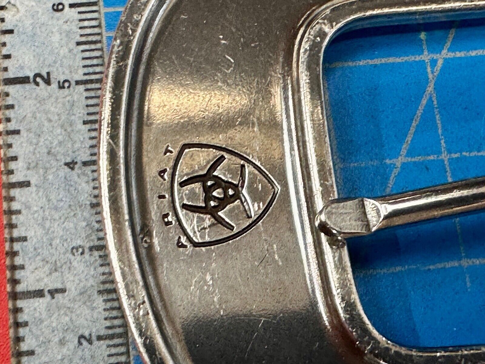 Ariat signed western ornate ranger silver tone belt buckle with Rhinestone's