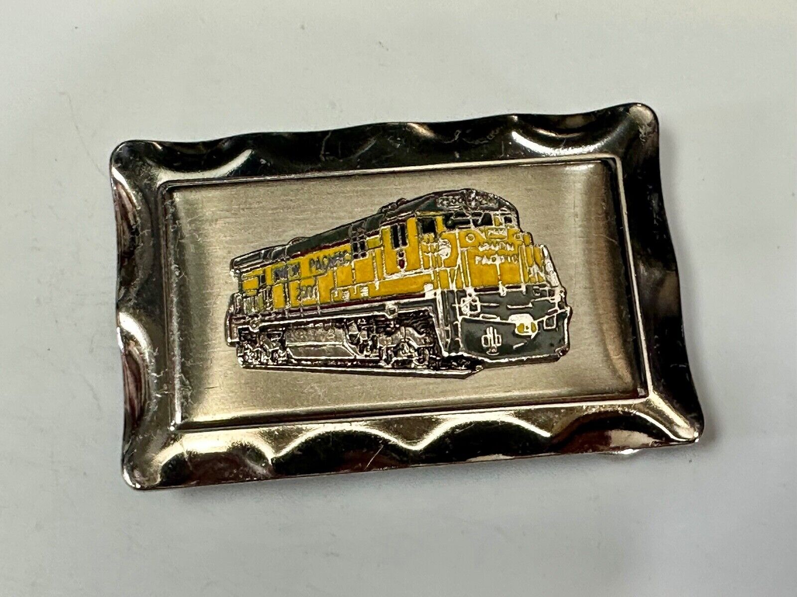 Union Pacific Yellow Train Rail Road Steam Engine silver tone vtg.  belt buckle