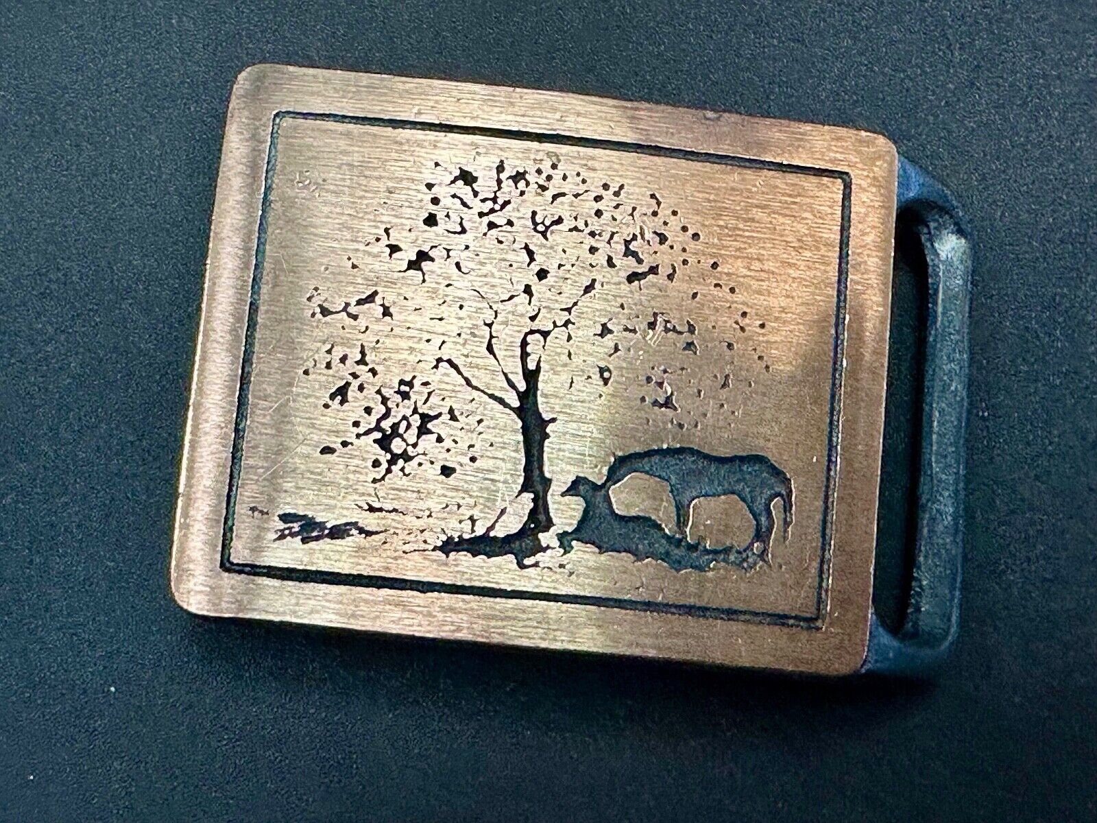 TWO HORSES TECH-ETHER GUILD Vintage art Horse lovers belt buckle
