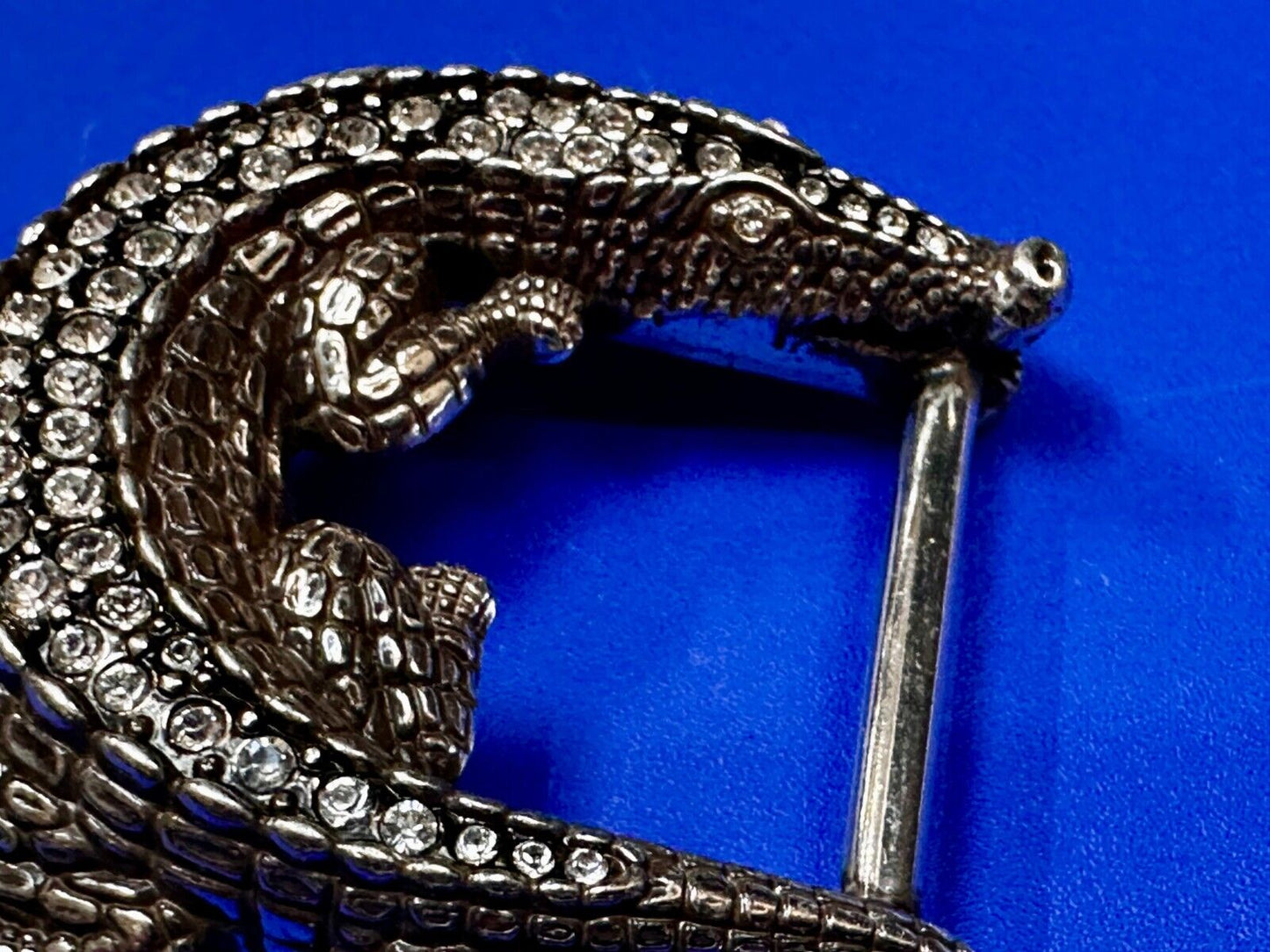 Alligator Crocodile with Rhinestone Figural Cutout Silver Tone Cord Belt Buckle