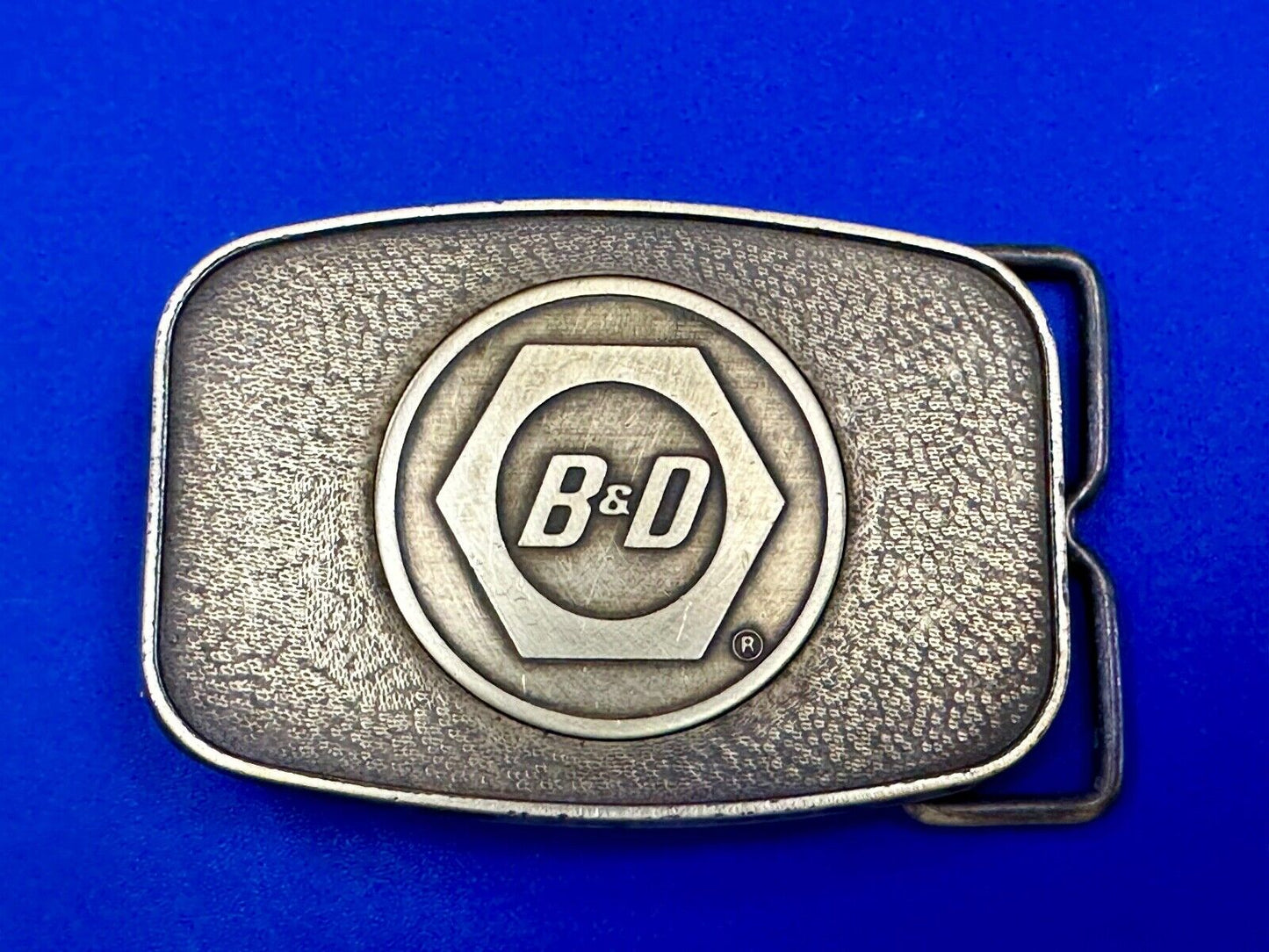 Vintage B&D Company  belt buckle - Nut Logo Embalm  Construction equipment?