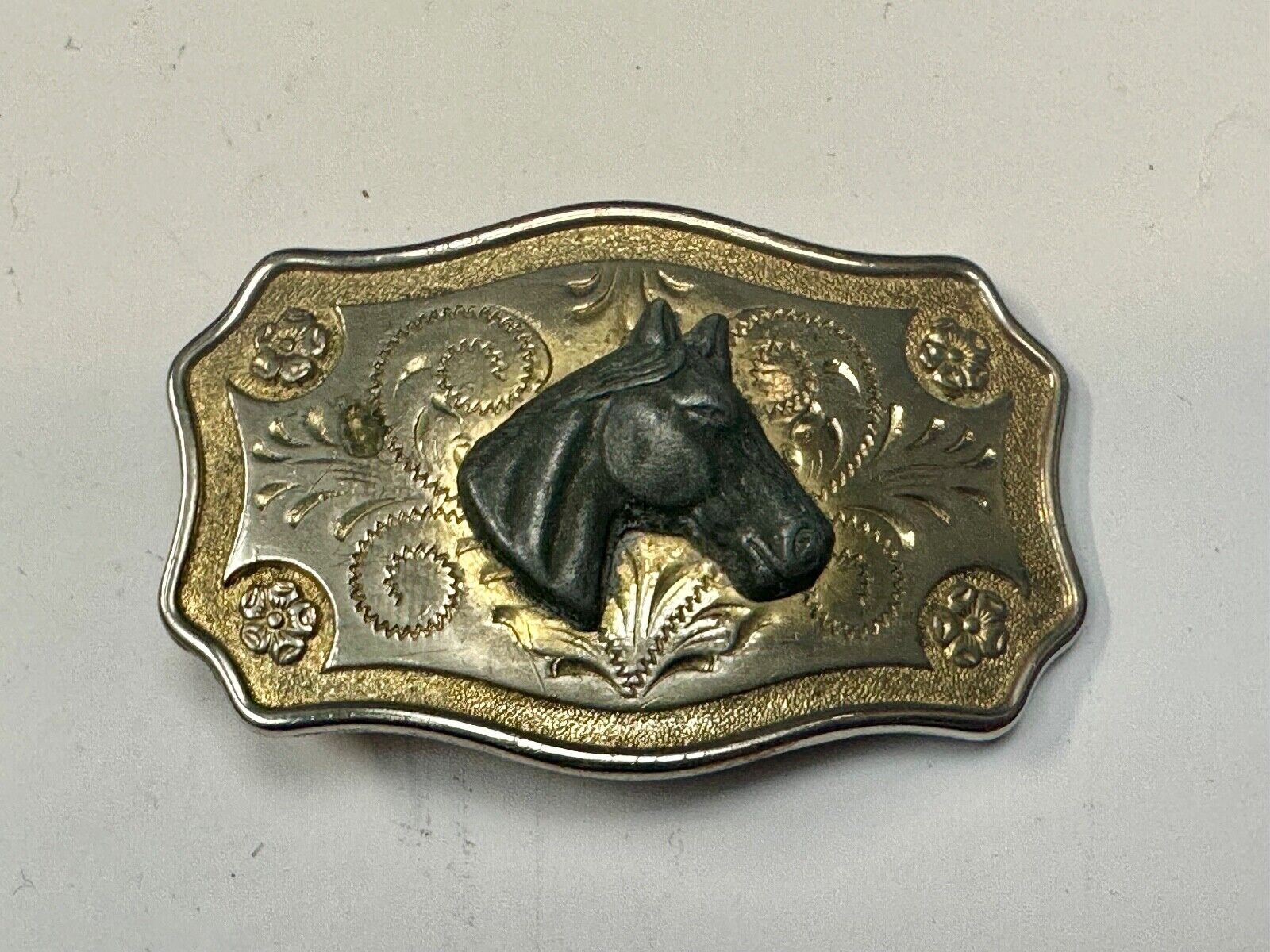 Vintage Horse head - Two tone western flower swirl belt buckle