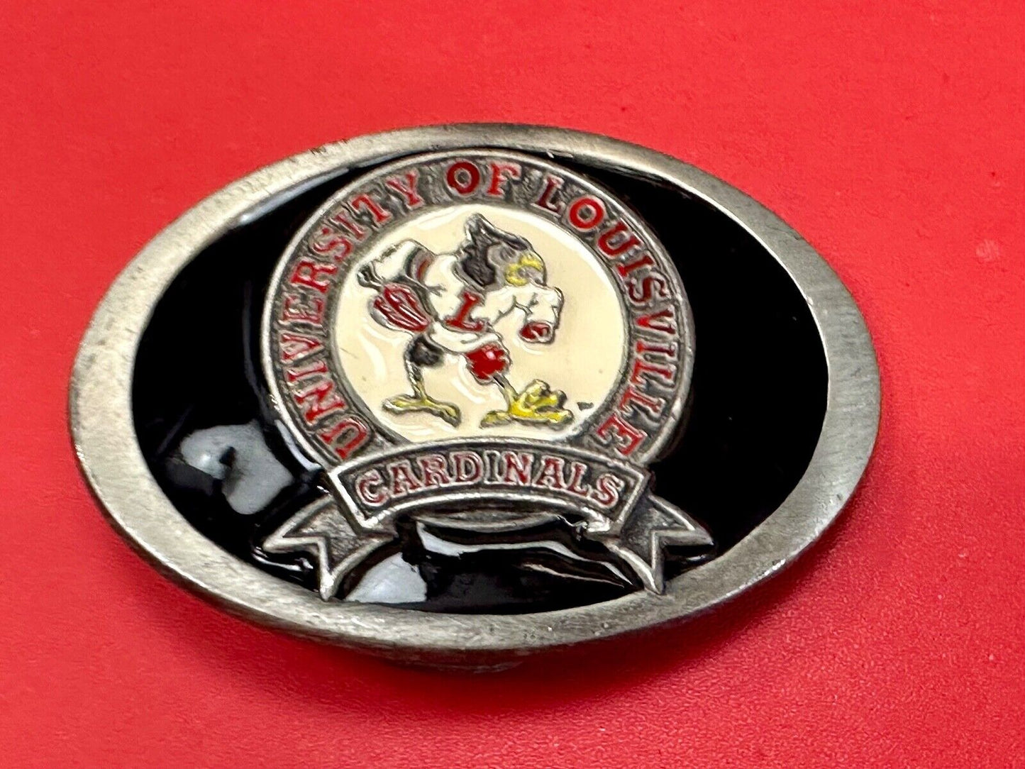 University of Louisville Cardinals Vintage 1992 Great American belt buckle Co.