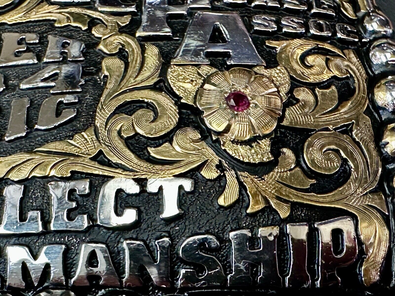 2004 Classic Select horsemanship CQHA Trophy belt buckle by Bob Berg