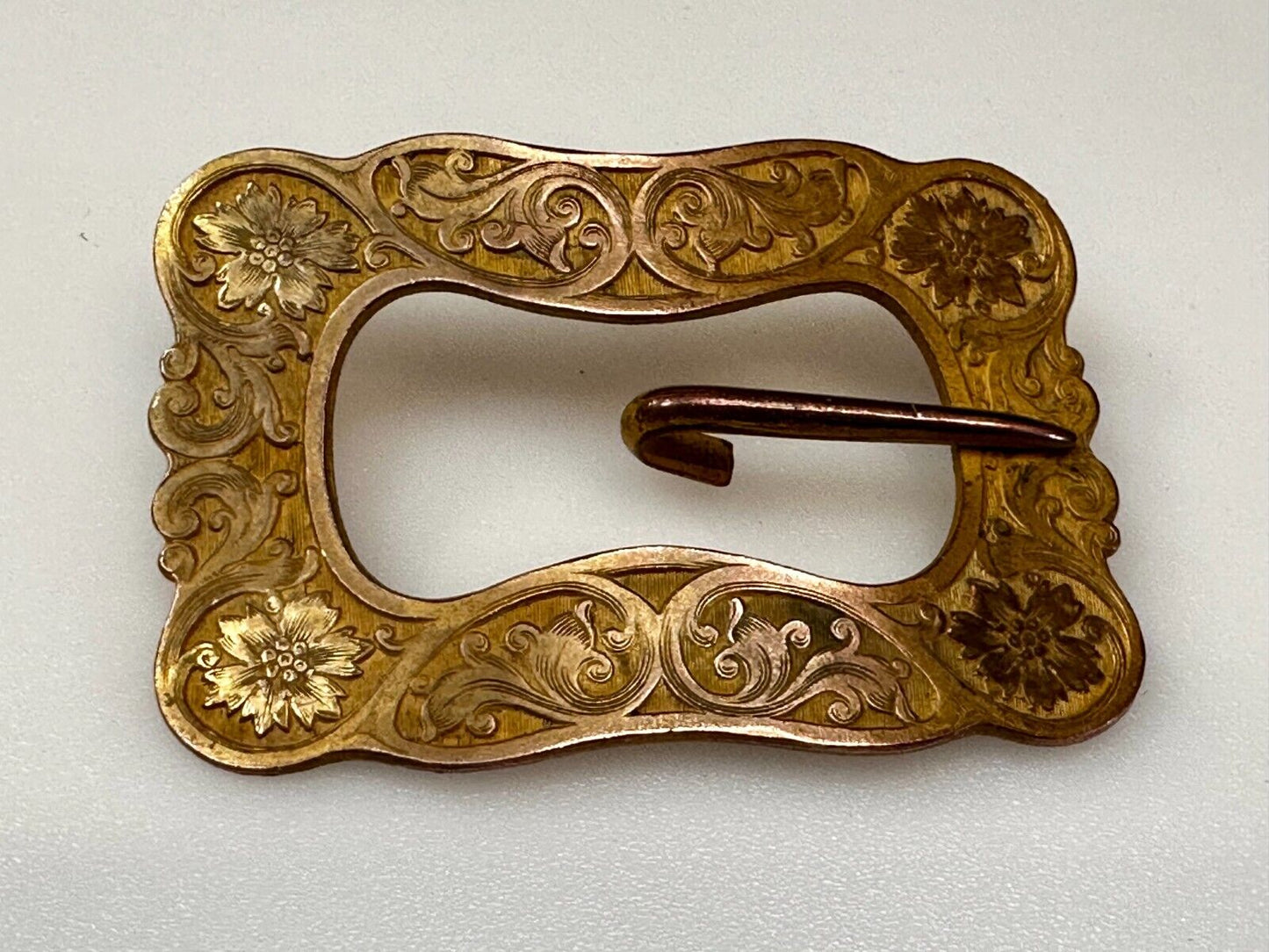 Antique? Victorian Art Nouveau Gold Color Filigree Hook Prong Belt Buckle