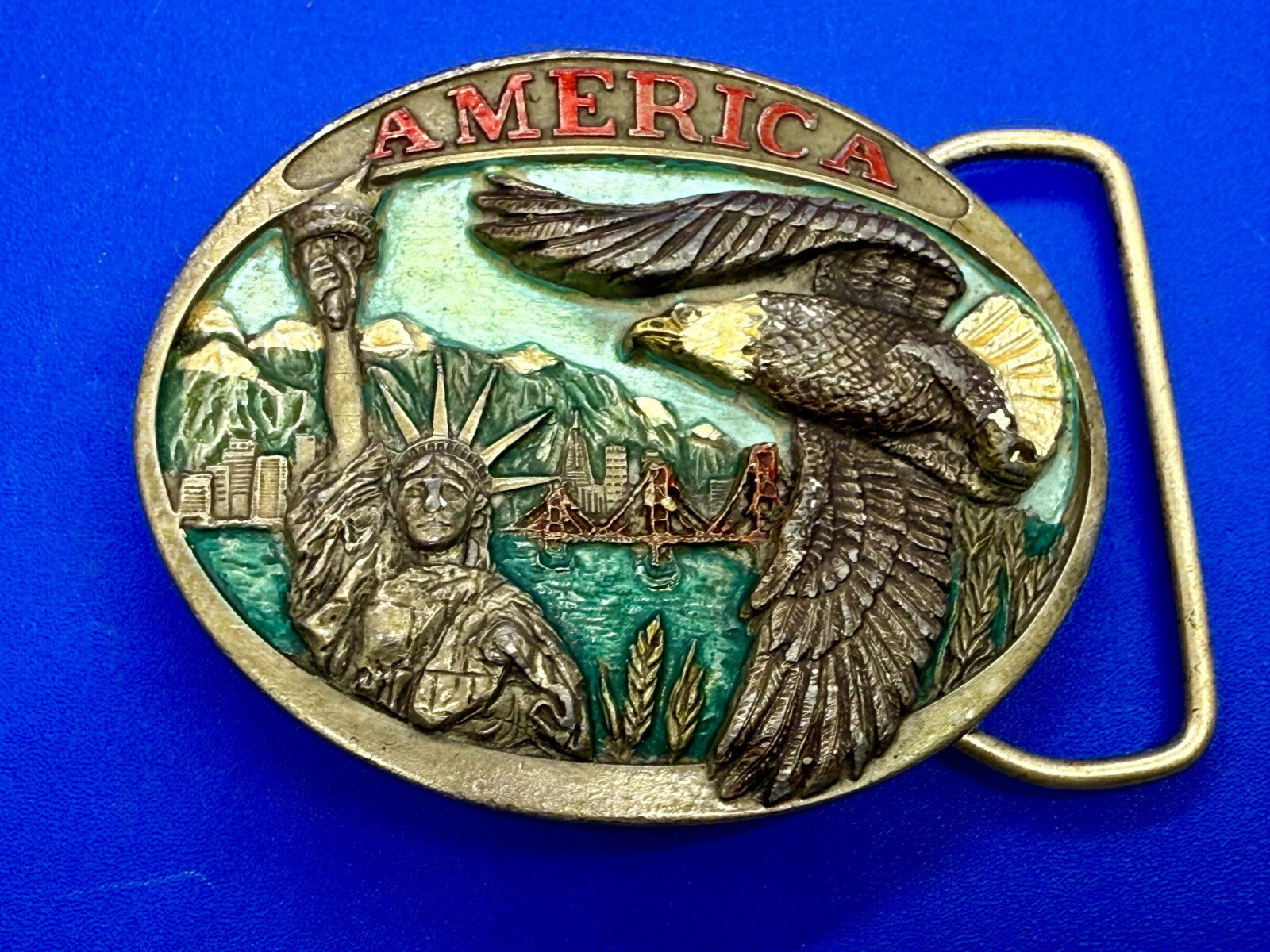 America Statue of Liberty Bald Eagle Golden State Bridge 1985 C+J Belt Buckle
