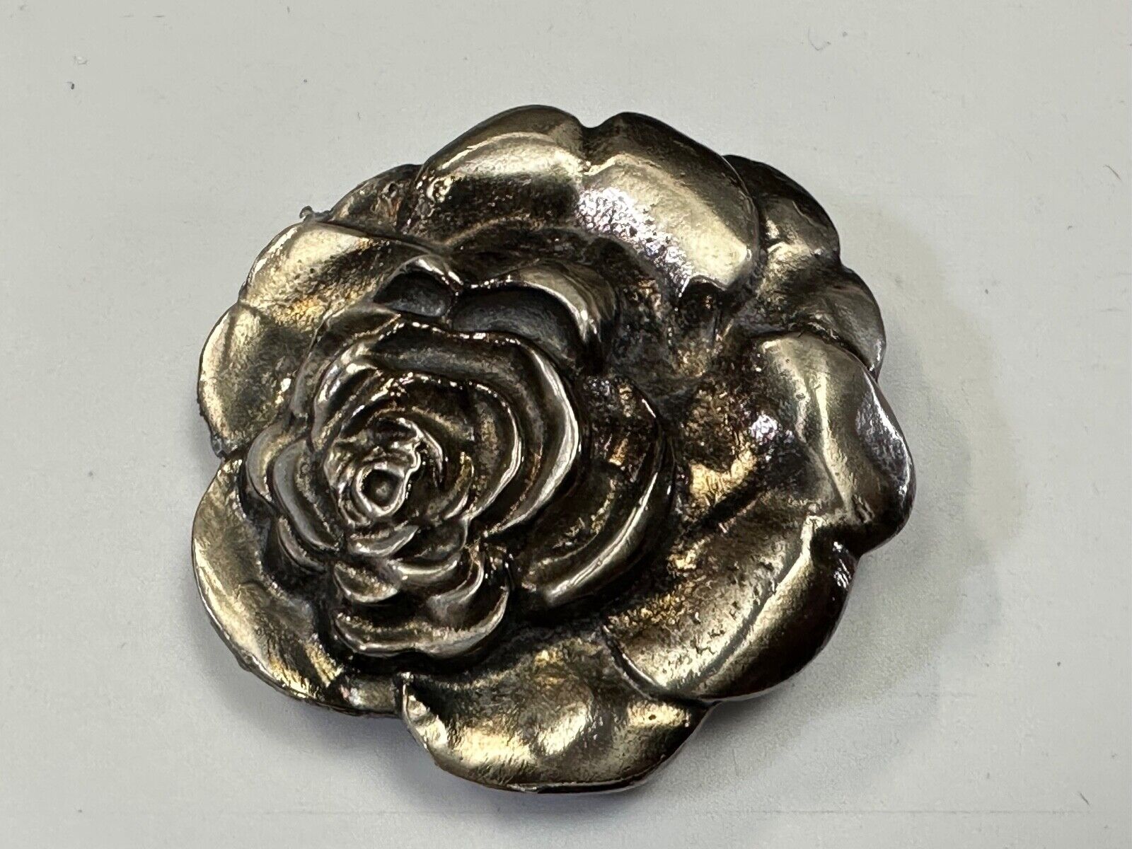 Artisan flower Rose - Vintage silver tone figural belt buckle