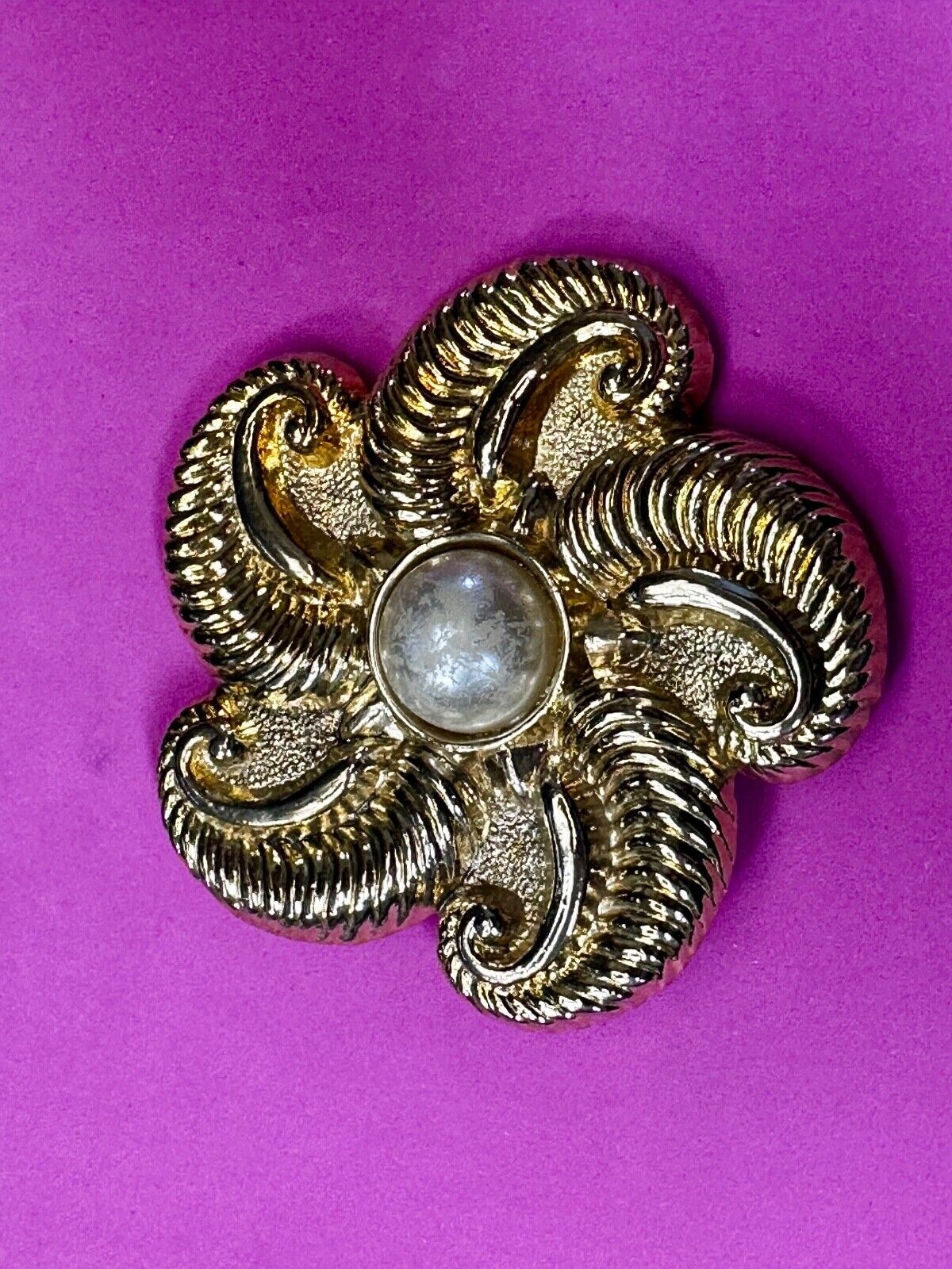 Vintage Large Gold Tone Starfish Flower Theme?  Belt Buckle by Motion East