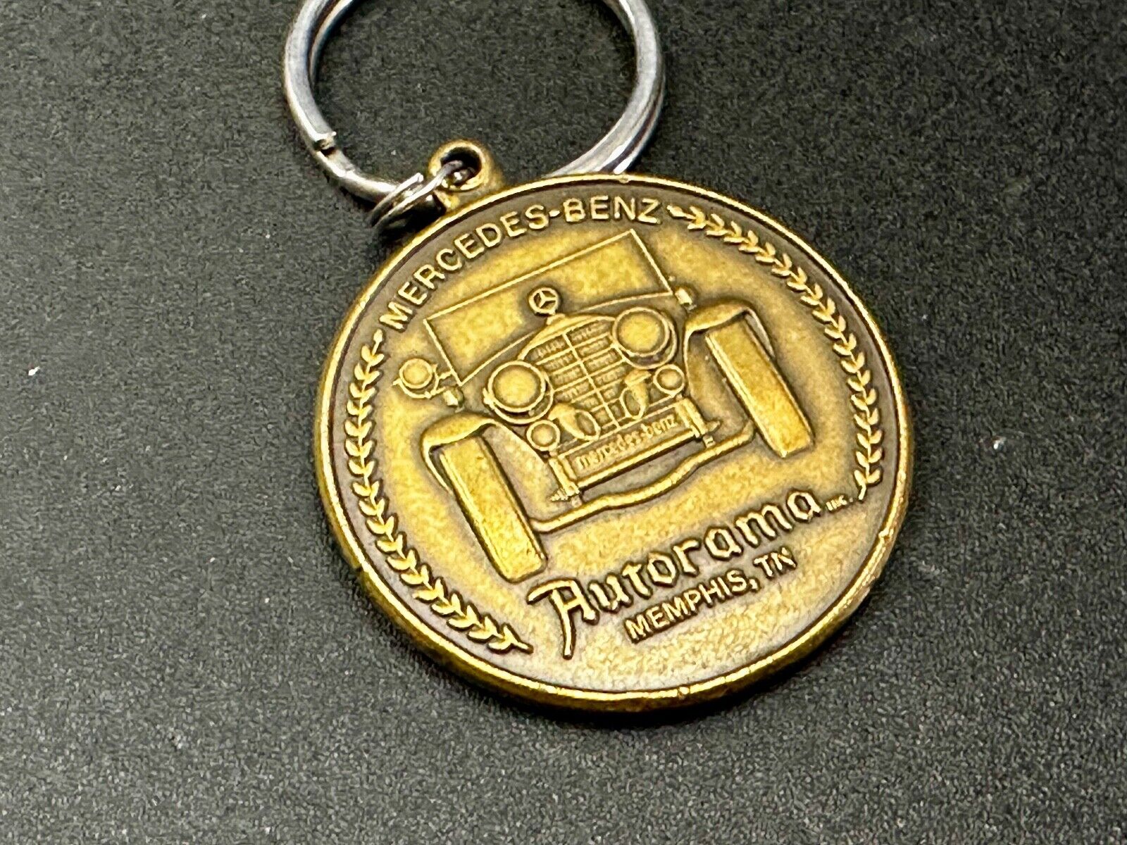 Mercedes Benz Of Memphis Keychain - Key Ring Chain Auto Car Dealers Collectable