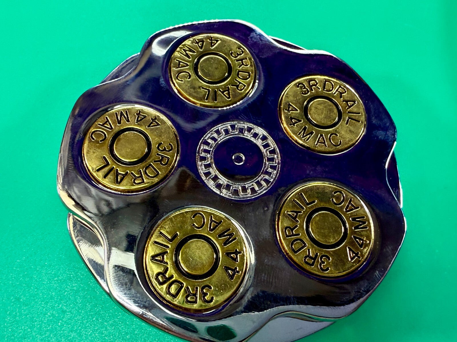3RDRAIL Magnum 44 Revolver Gun Shell Bullet Moving Collectors Belt Buckle