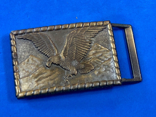 Vintage Flying Eagle Diving to hunt over mountainside Western  belt buckle 