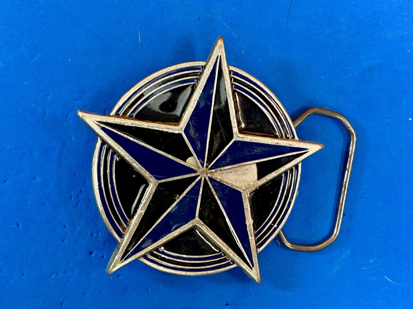 2002 Great American Products Back Star Coming From Round Pewter Belt Buckle