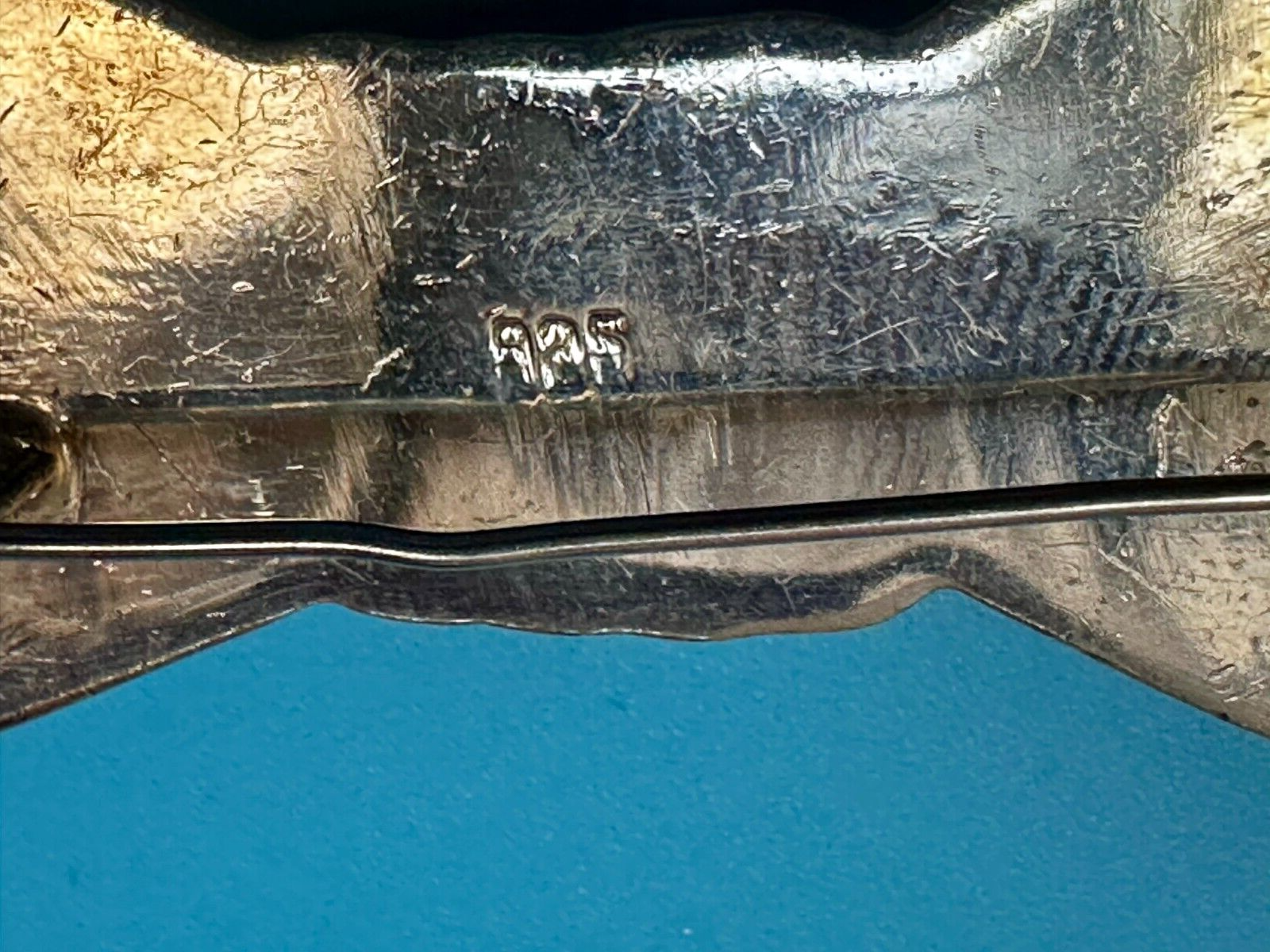 Shiny Bow Tie Ribbon Shaped Vintage 2.5" Wide Brooch Pin 925 Sterling Silver