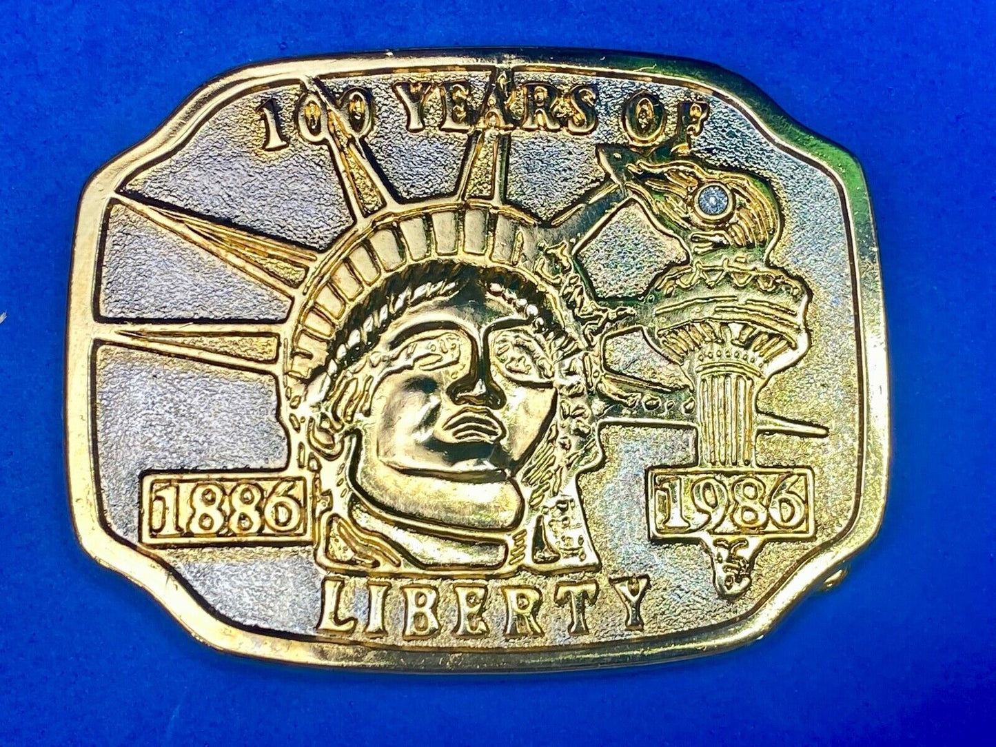  100 Years Of Liberty 1986 Belt Buckle Gold And Silver Color Lady Statue Torch 