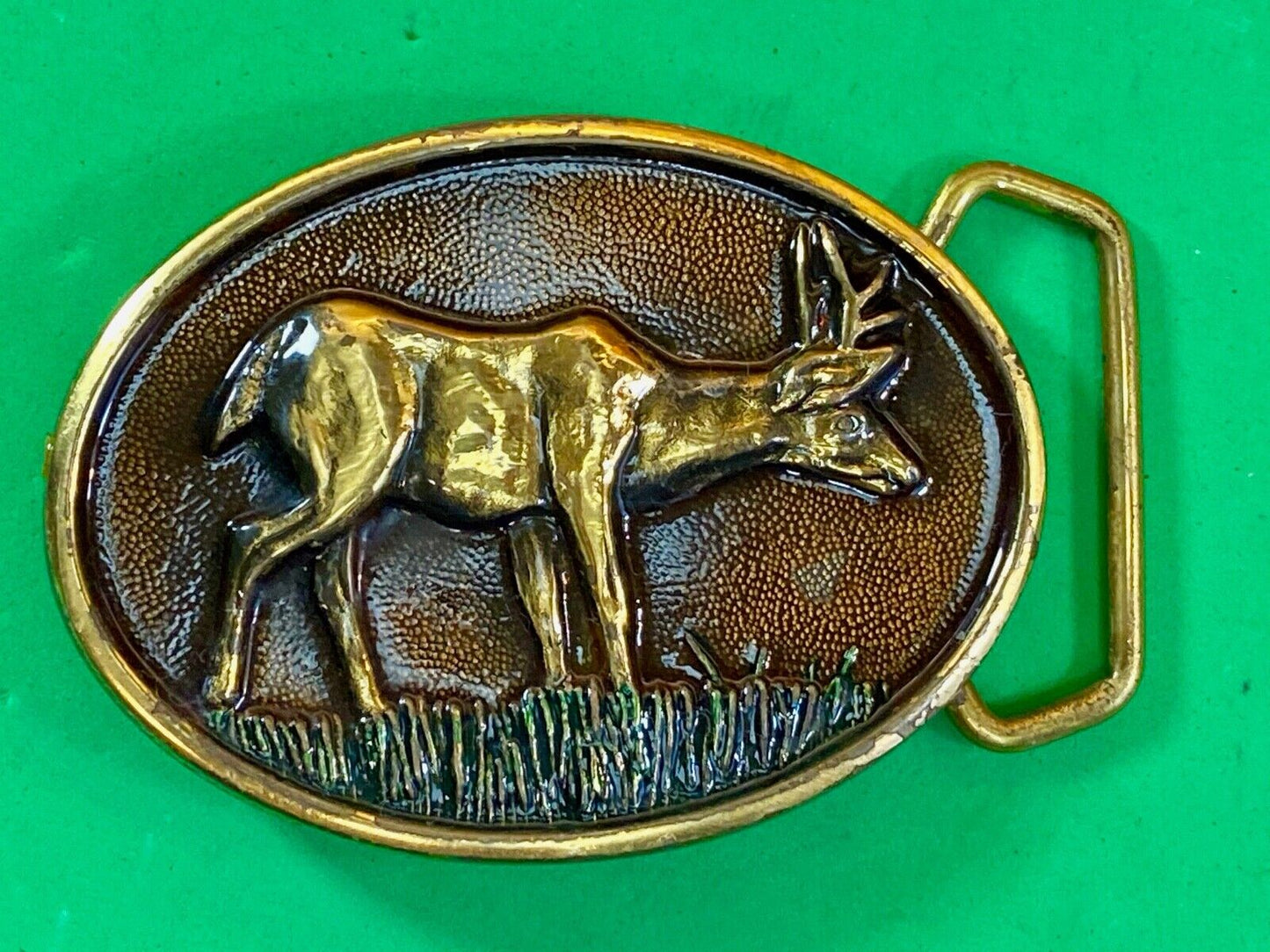 Vantage Bts Solid Brass Belt Buckle  - Deer Grazing In Nature 