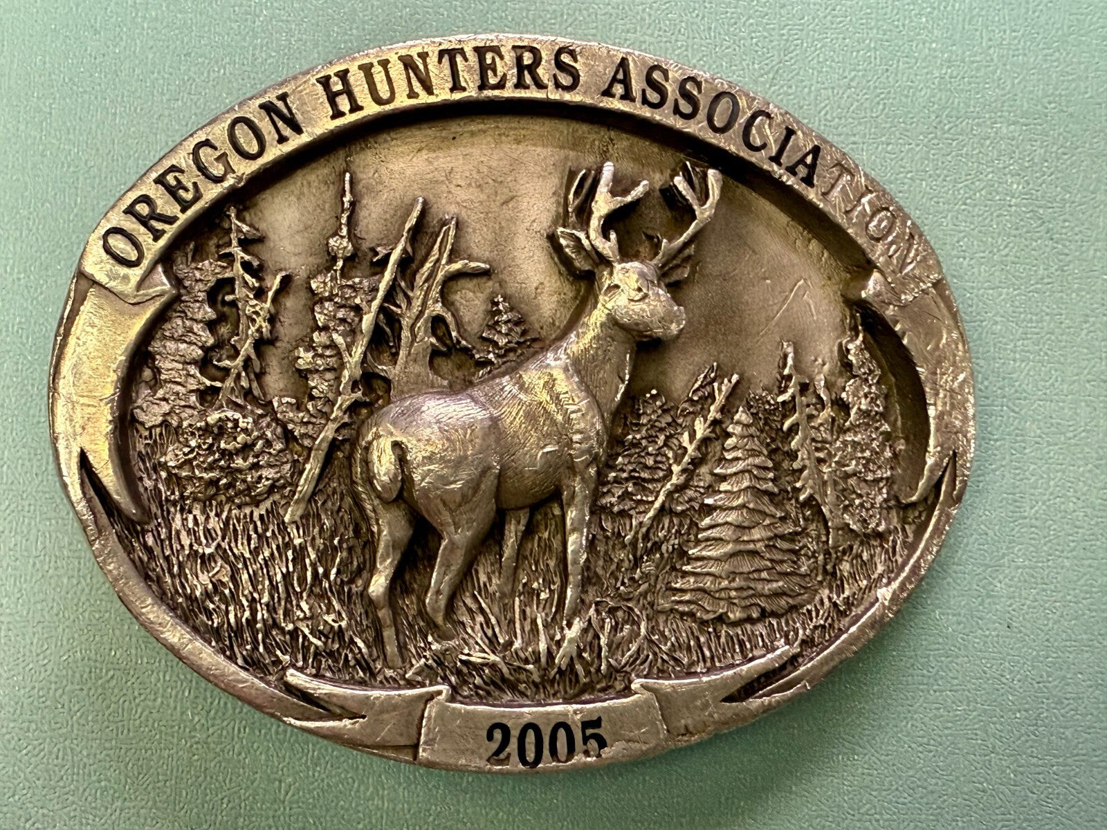 Annual Oregon Hunters Association Commemorative Pewter 2005 Siskiyou Belt Buckle