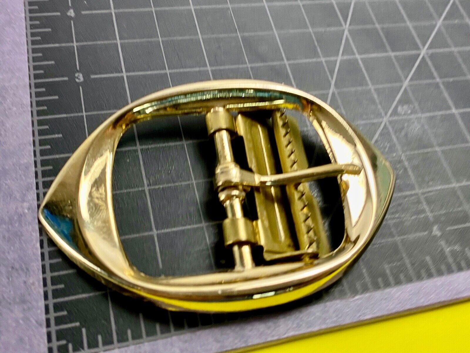 Vintage Gold Tone Open Style Adjustable Open Rachet Belt Buckle 