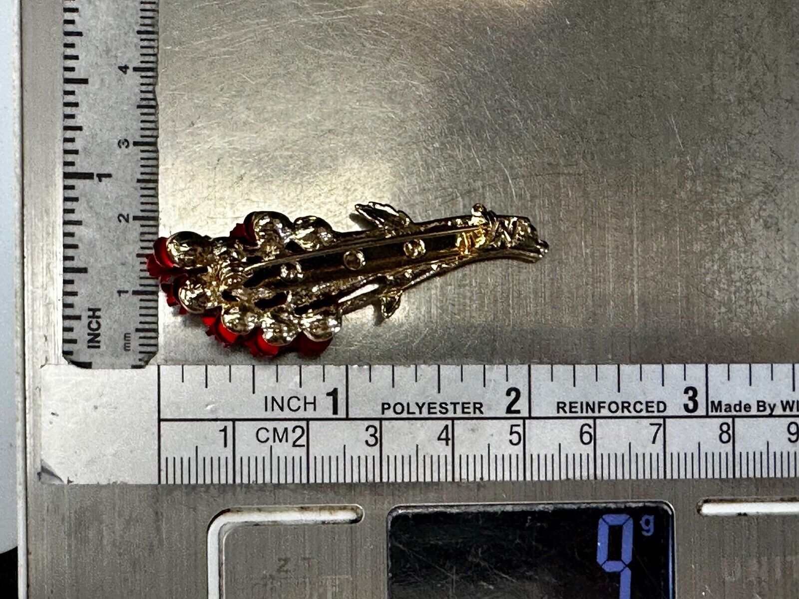 Valentines Day Gift! Red Roses Bouquet Gold Tone Brooch Pin Vintage Signed DM 97