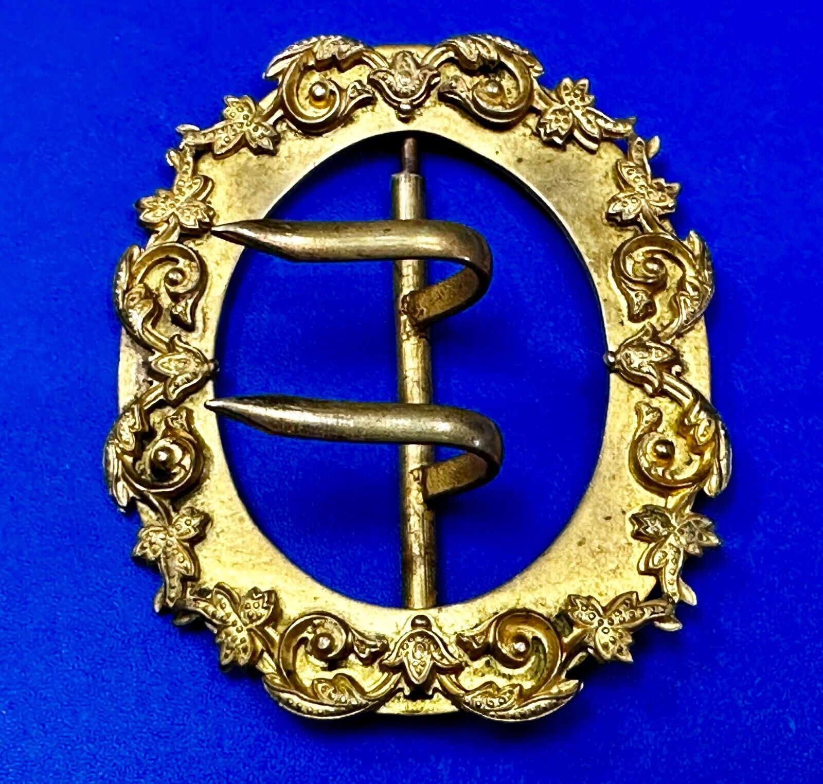 3" Wide Dual Prong Victorian Art Nouveau Gold Color Filigree Belt Buckle