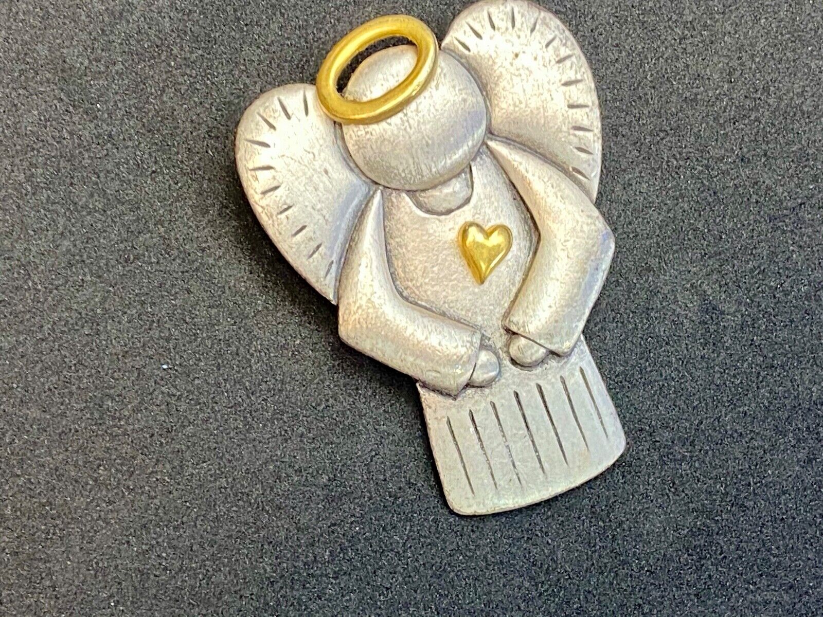 Angels Watch Over Me Pewter Two tone Halo &Heart  Brooch Pin Costume Jewelry