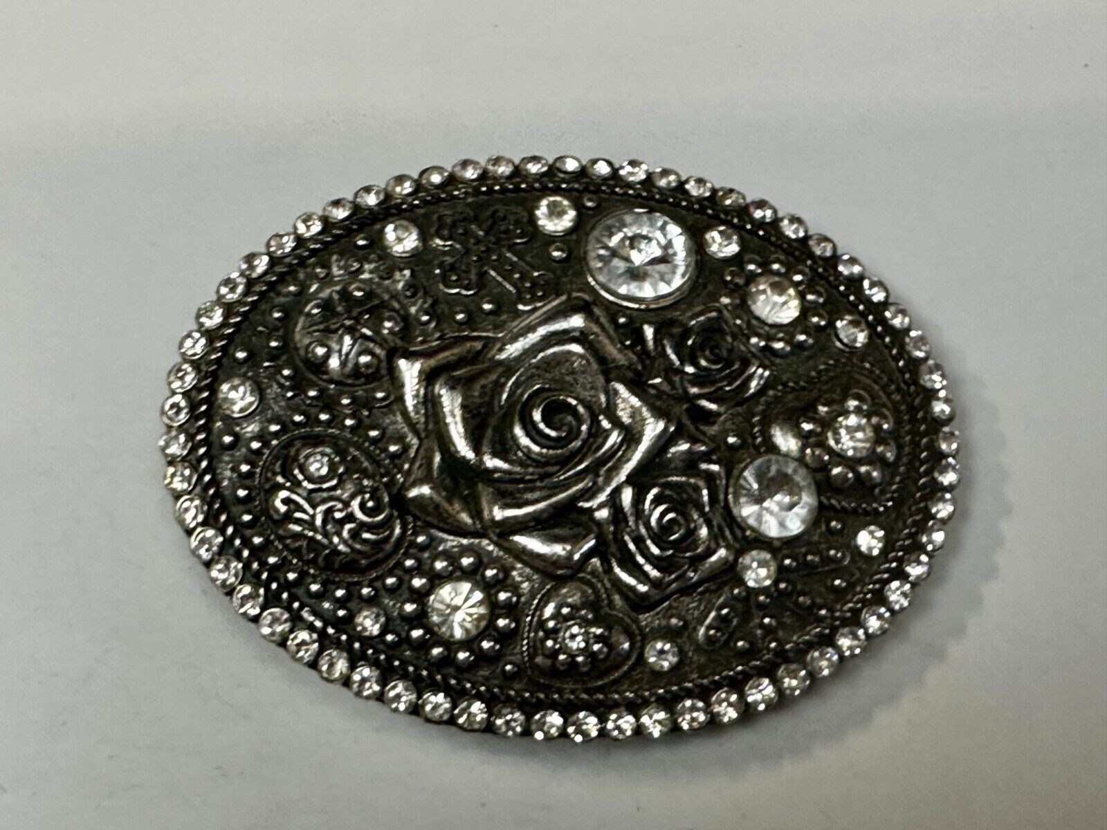 Unique Rose Flower With Rhinestone Accents And Boarder Beautiful Belt Buckle
