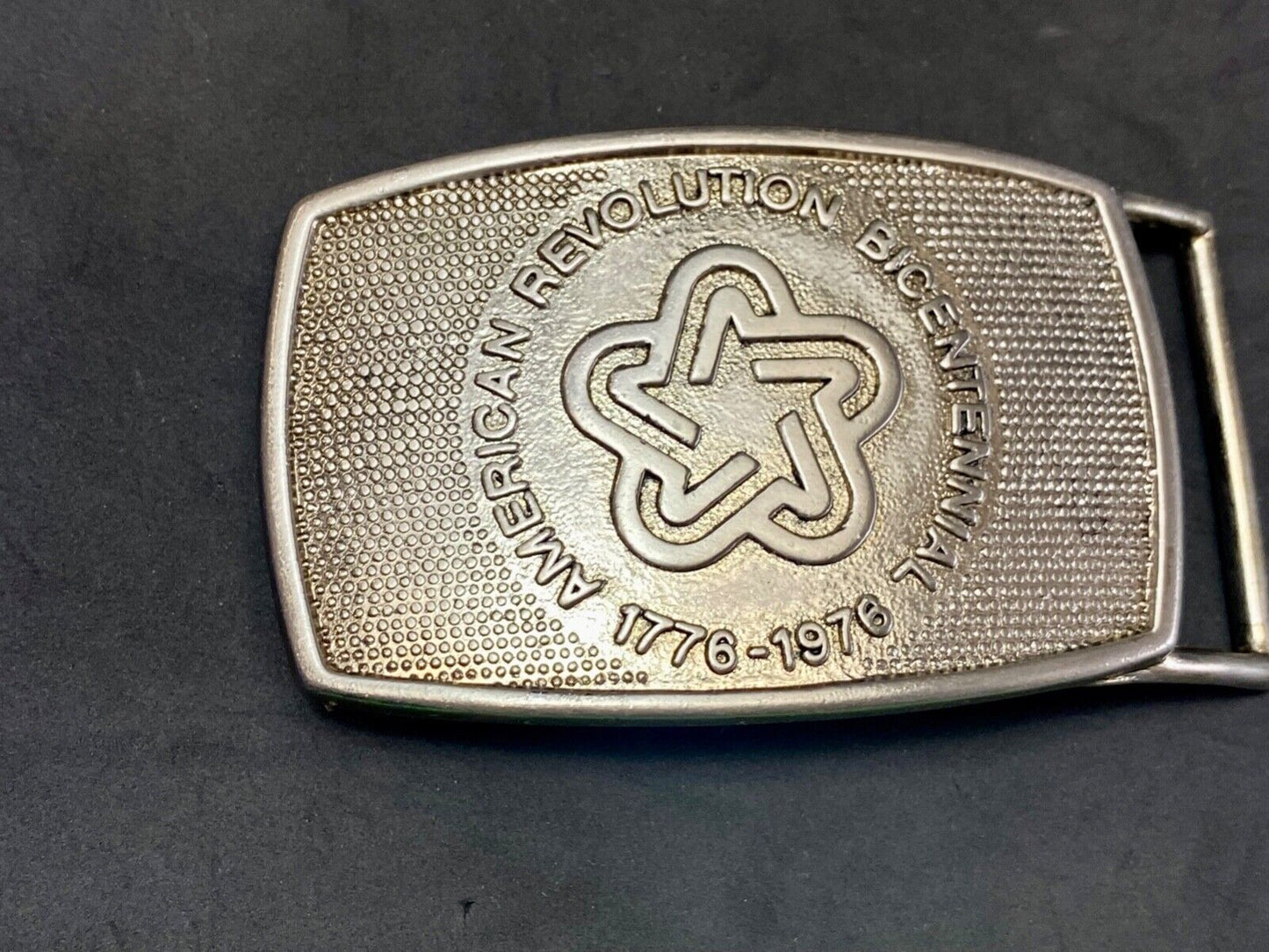 American Revolution Bicentennial Celebration Patriotic USA belt buckle by Lee Ny