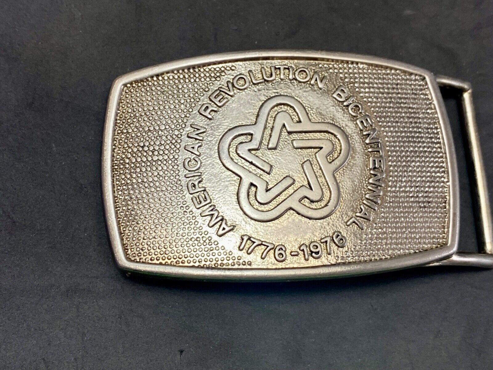 American Revolution Bicentennial Celebration Patriotic USA belt buckle by Lee Ny