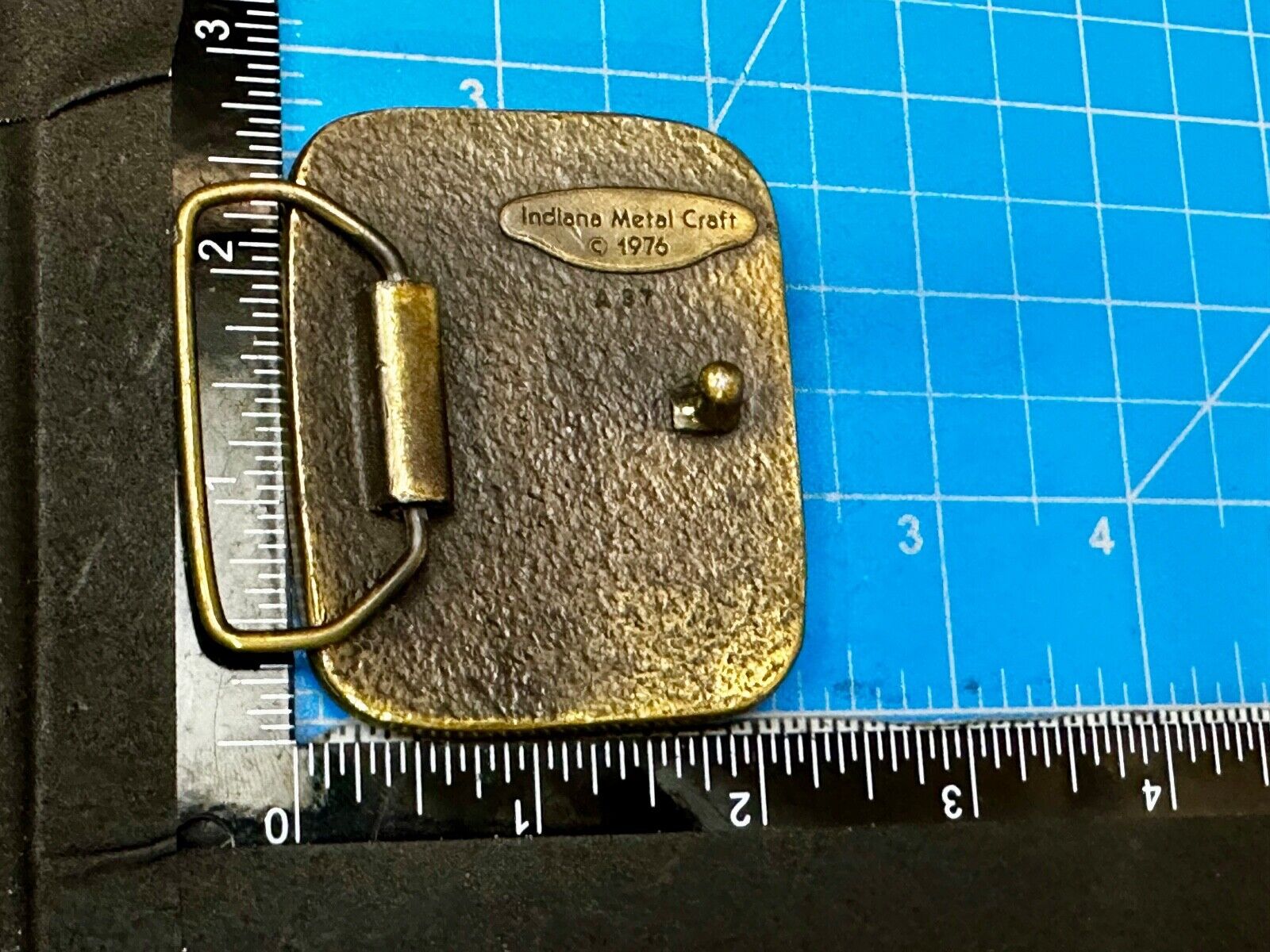 Bass Sport Fishing Vintage 1976 Indiana Metal Craft Belt Buckle